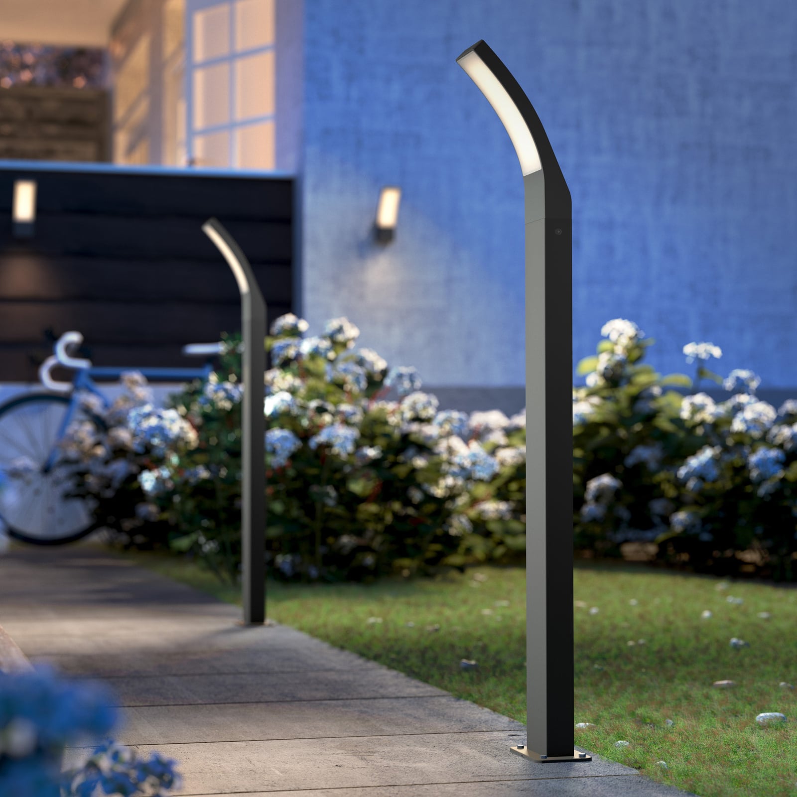 Bakside av LED sti-lampe Splay antrasitt aluminium 96 cm IP44