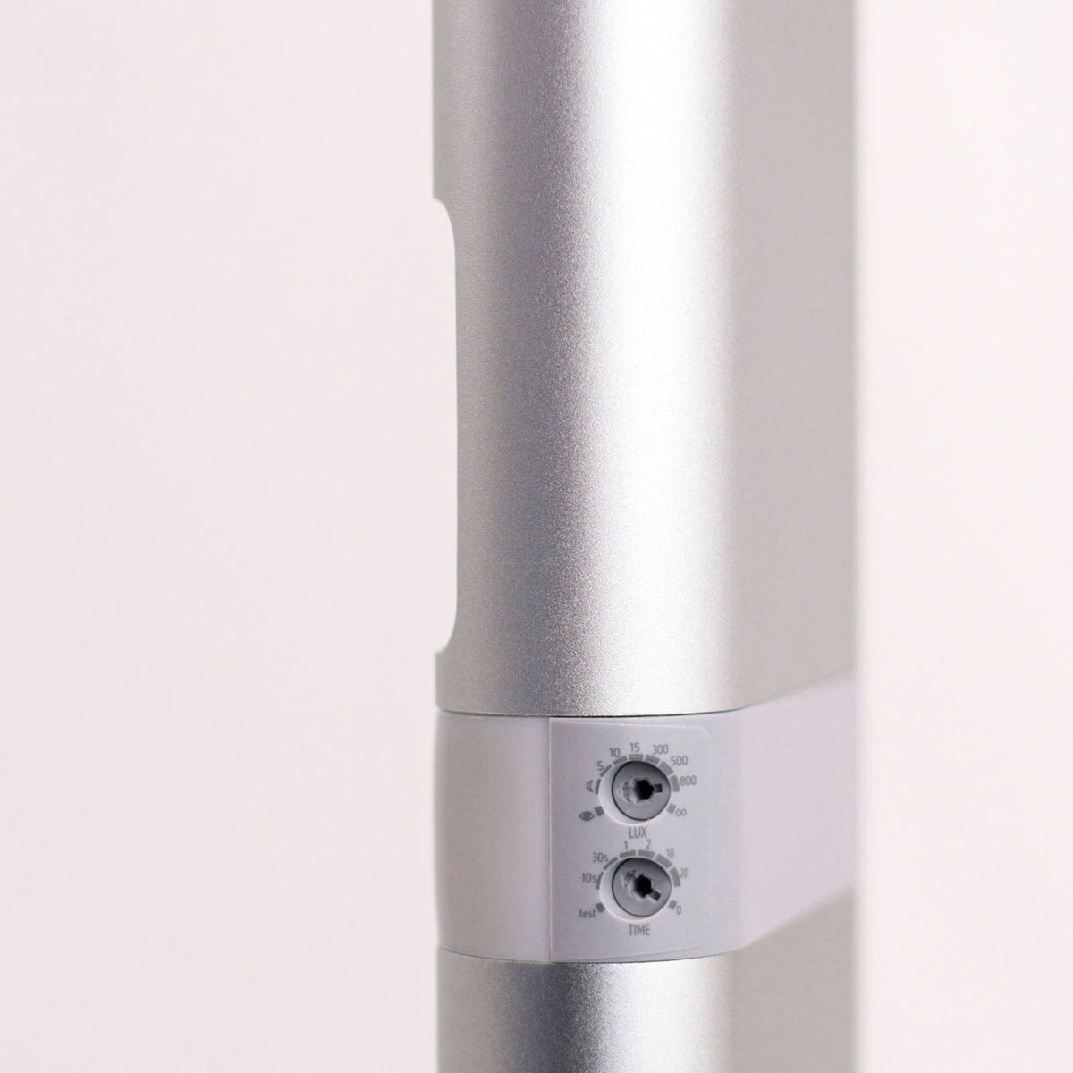 LED sti-lampe theLeda D BL plus AL med sensor monteringsdetalj