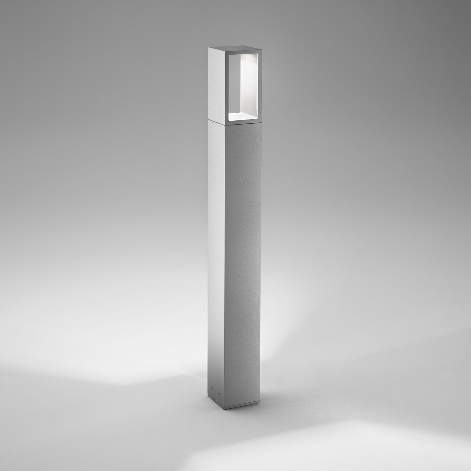 LED sti-lampe Webster grå aluminium 90 cm montert
