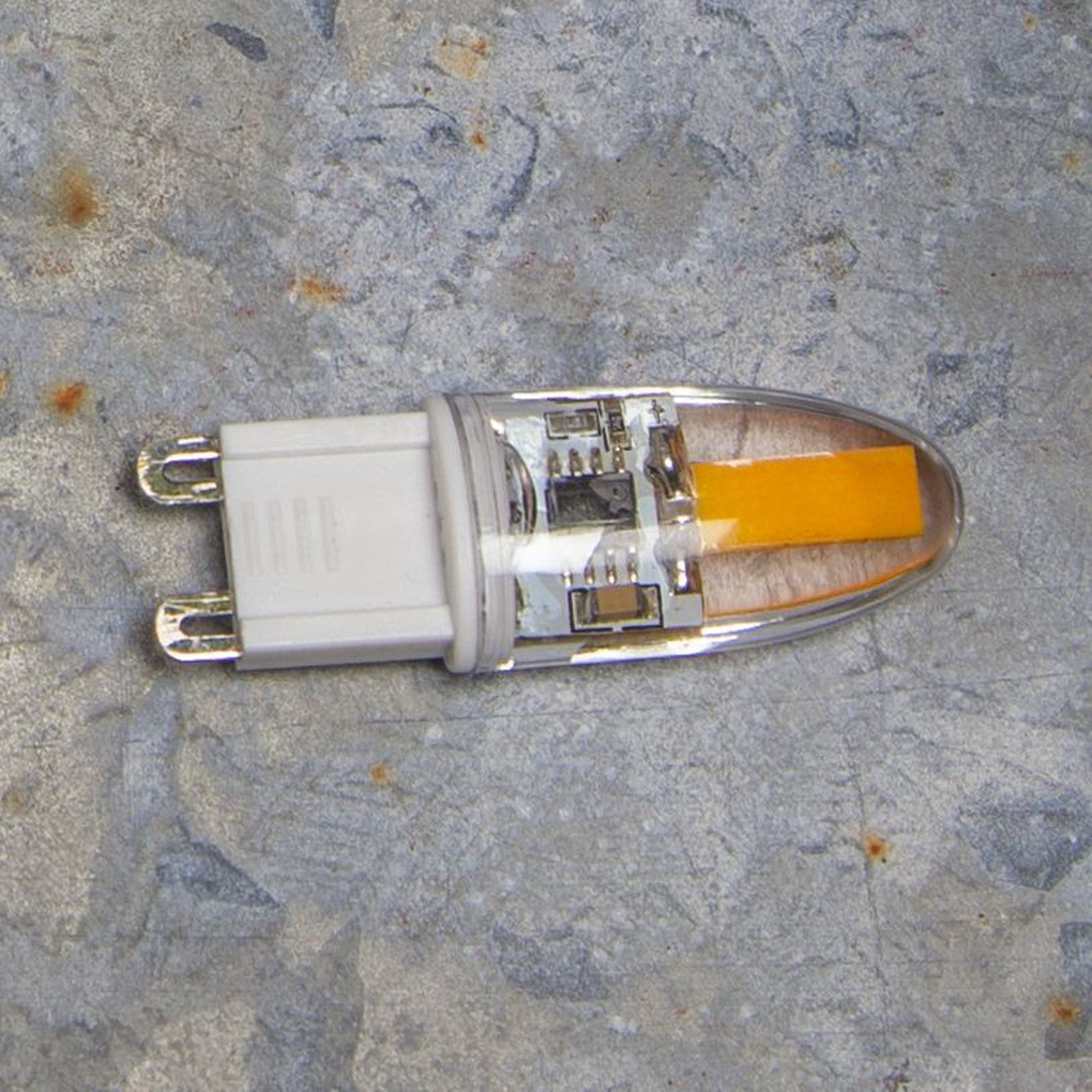 LED stiftpære G9 1,8W 2800K klar dimbar bakside