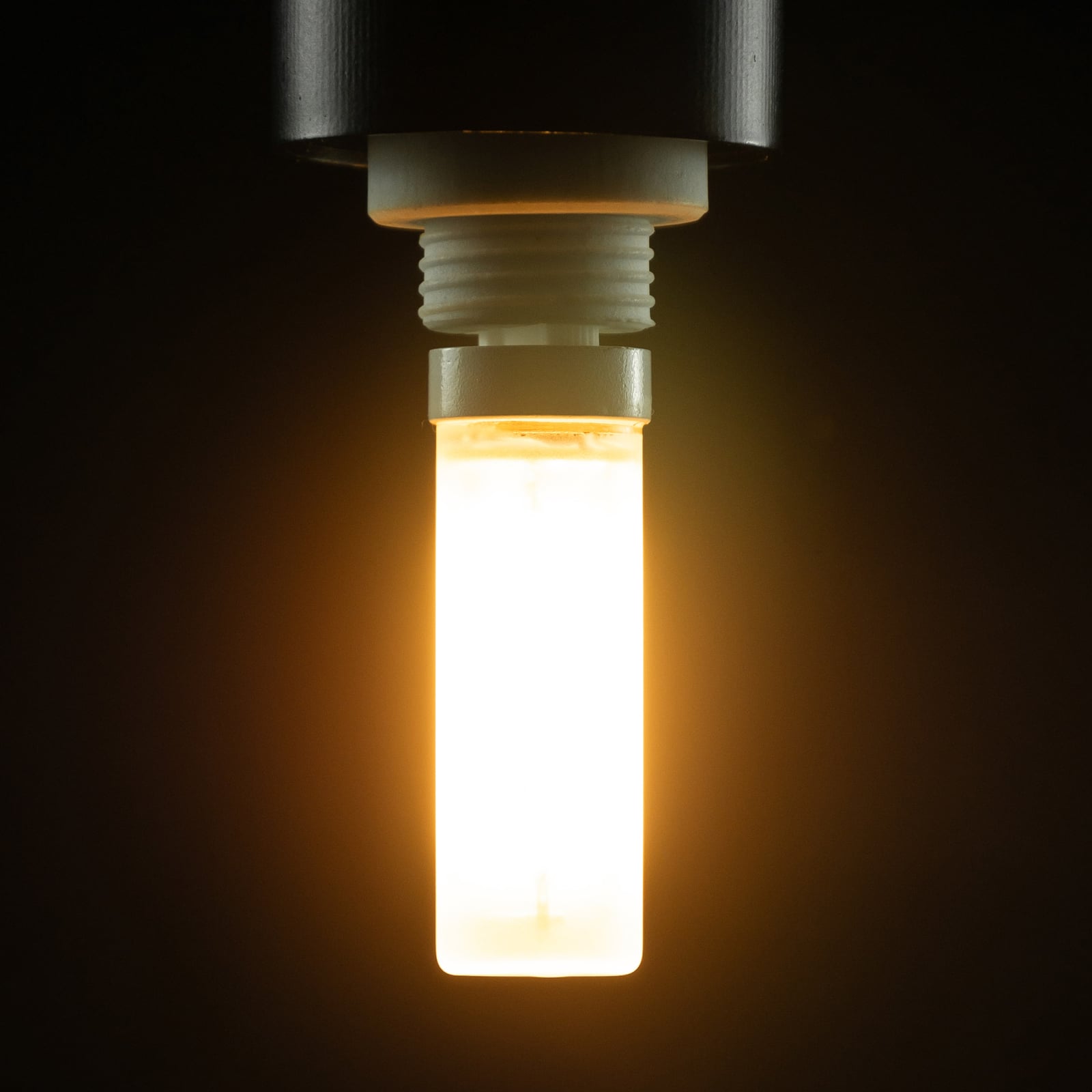 LED stiftpære G9 4,5W 2700K matt dimbar 400lm forfra
