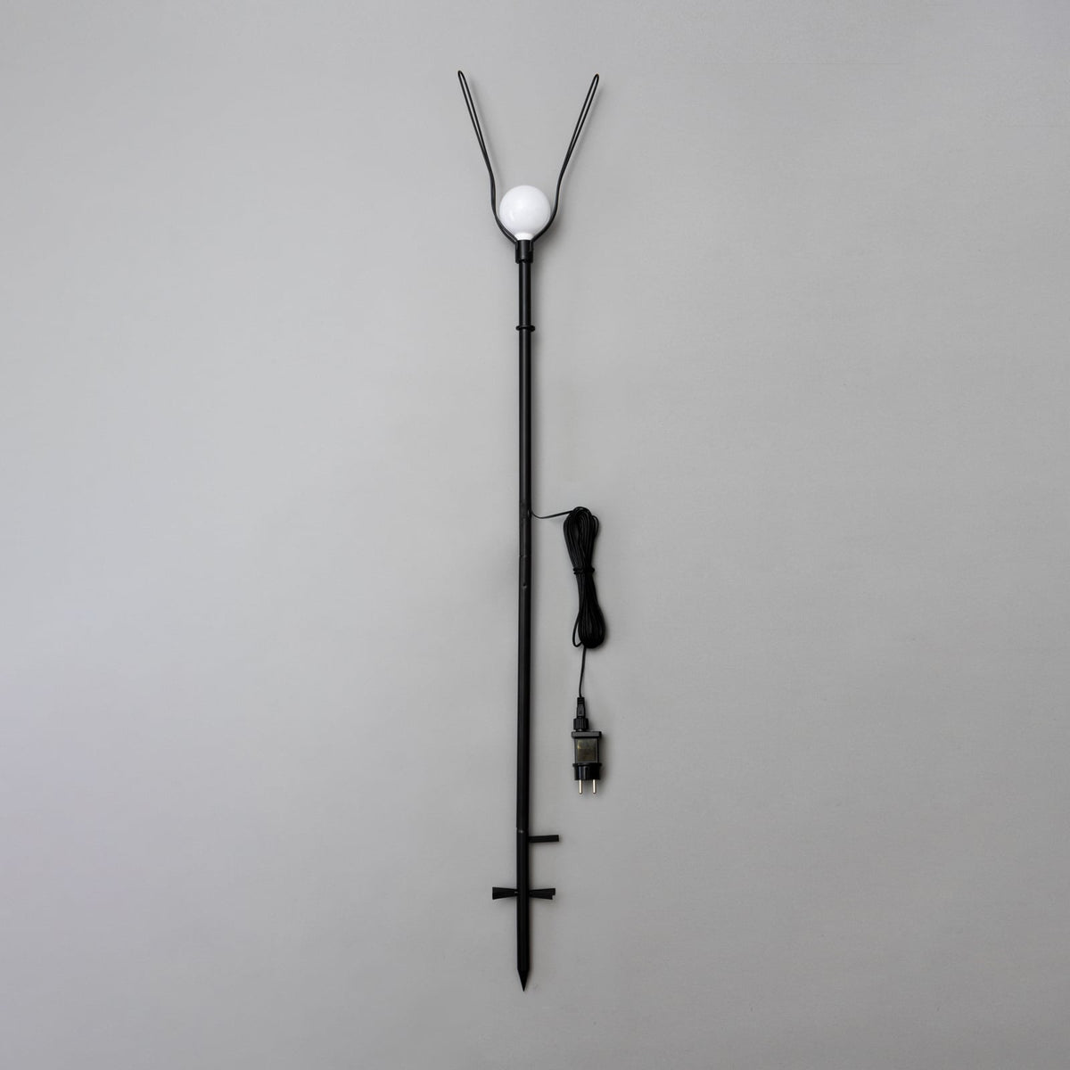 LED-stjerne med hagestativ Ø100 cm IP44 utendørs bakside