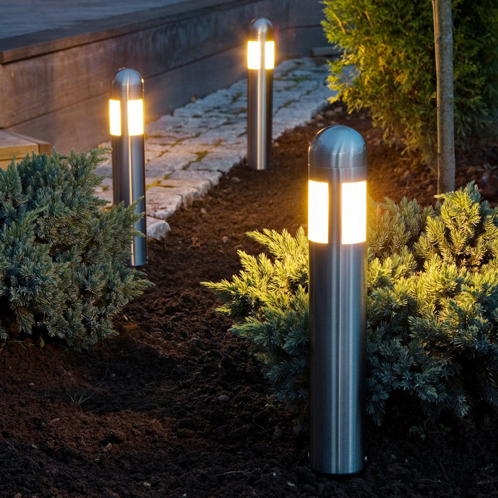 LED stolpelampe Amalfi 3-pk med jordspyd sølv IP44 nærbilde