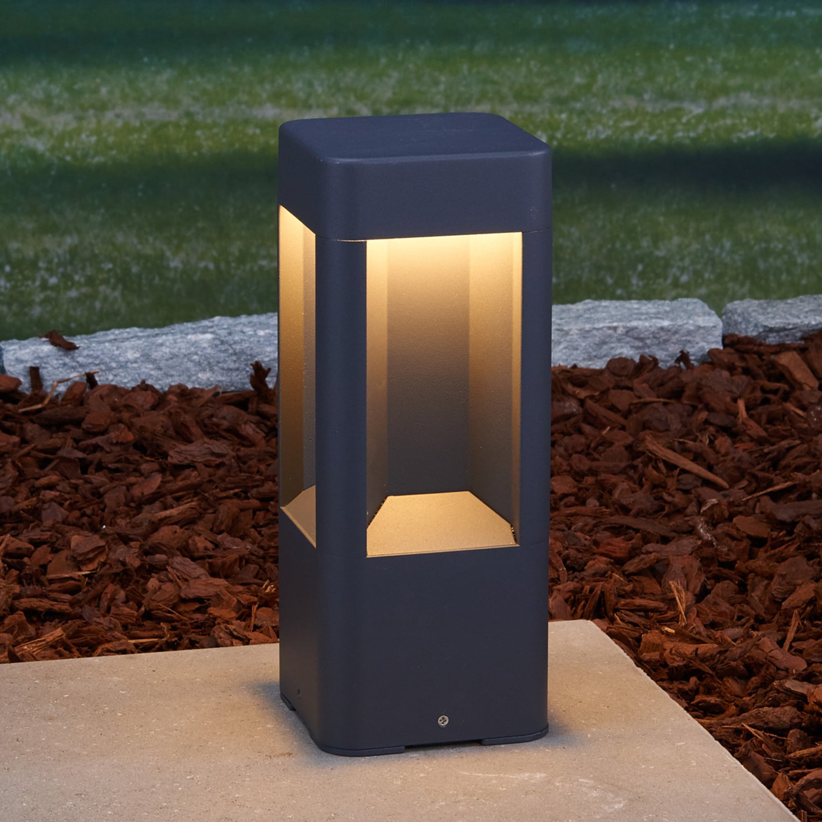 LED stolpelampe Annika antrasitt aluminium 30 cm IP54 forfra