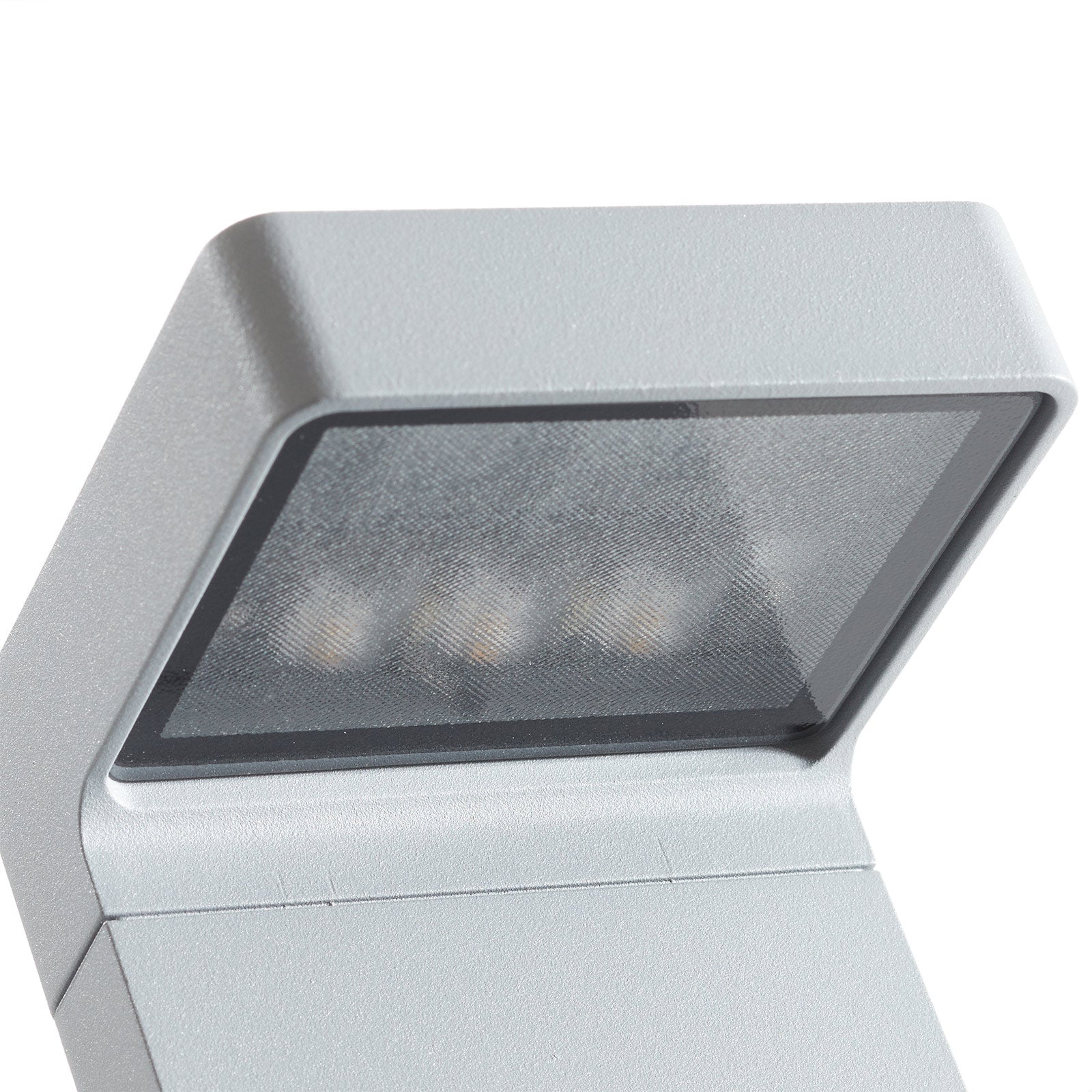 LED stolpelampe Casting C 100 grå montert utendørs