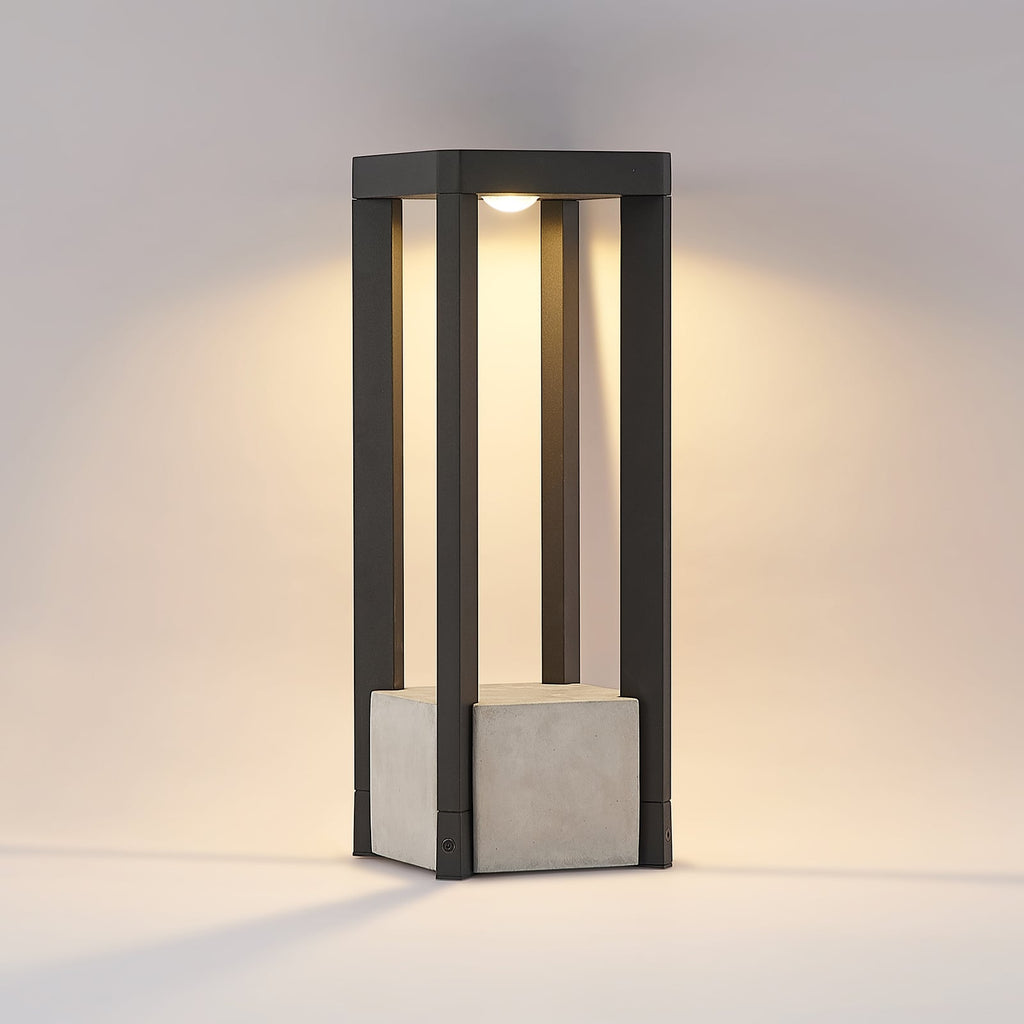 LED stolpelampe Kalisa mørkegrå aluminium montert ute