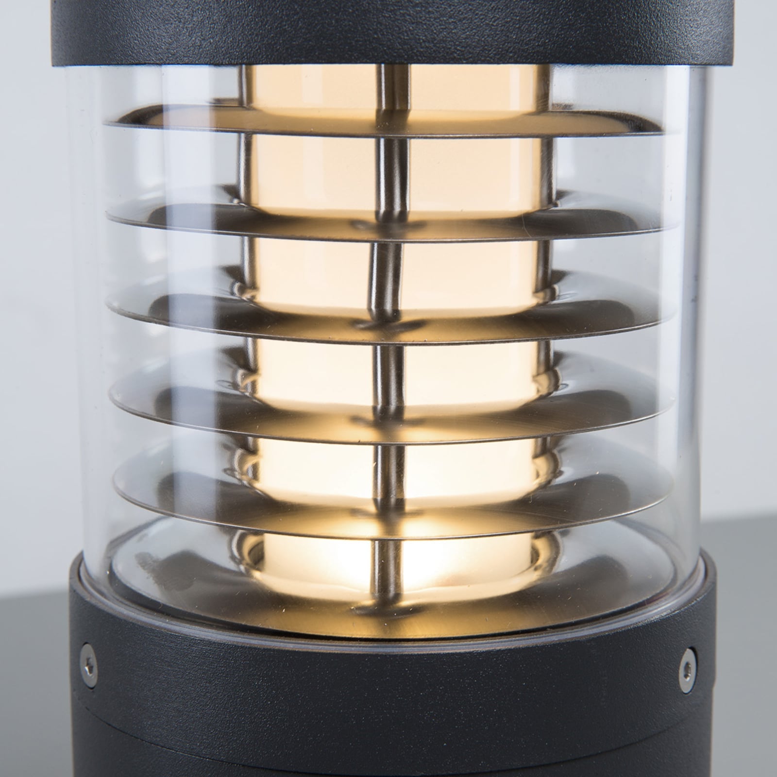 LED stolpelampe Lucius sylindrisk antrasitt Ø12 cm IP54 detalj av lyskilde