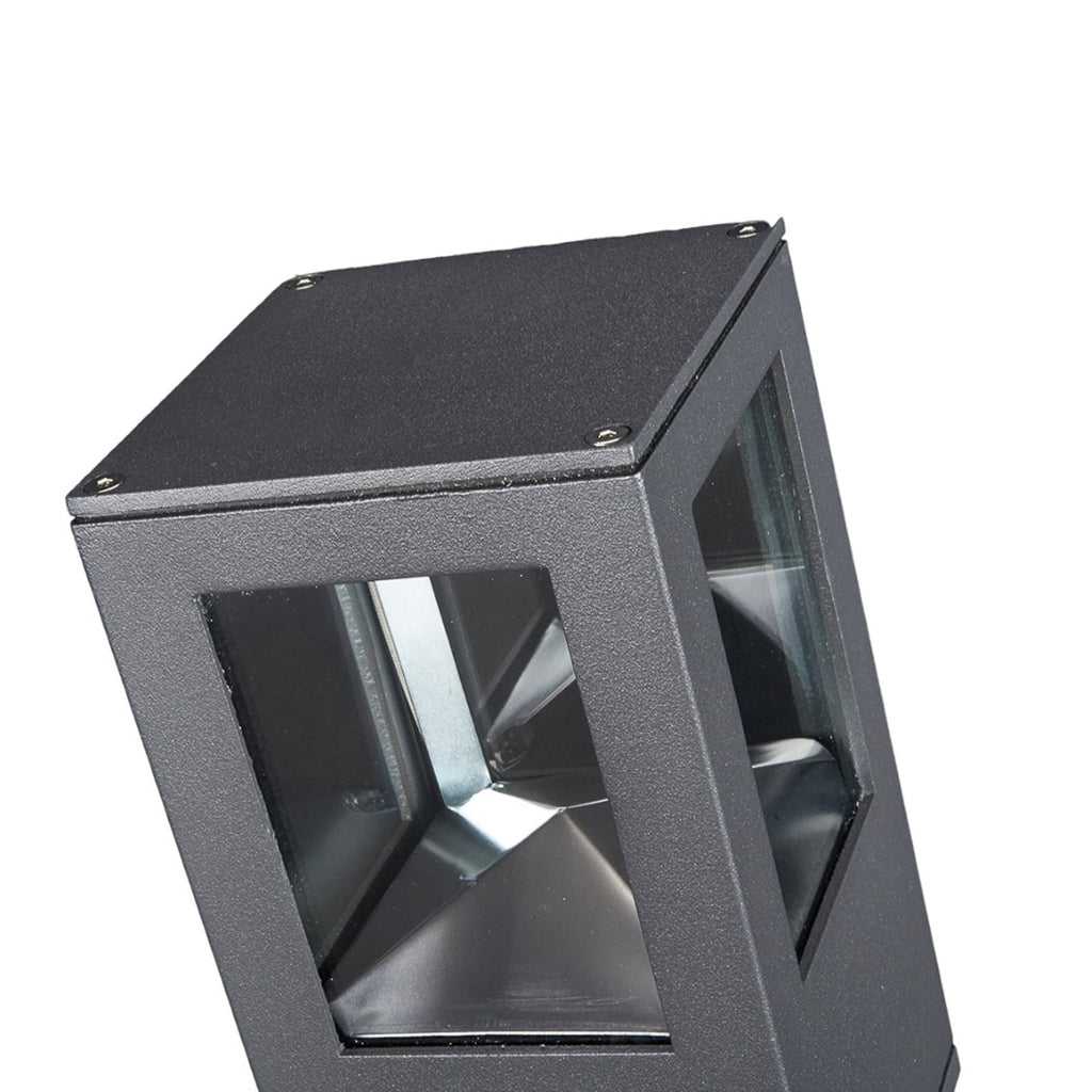LED stolpelampe Nicola antrasitt aluminium montert ute