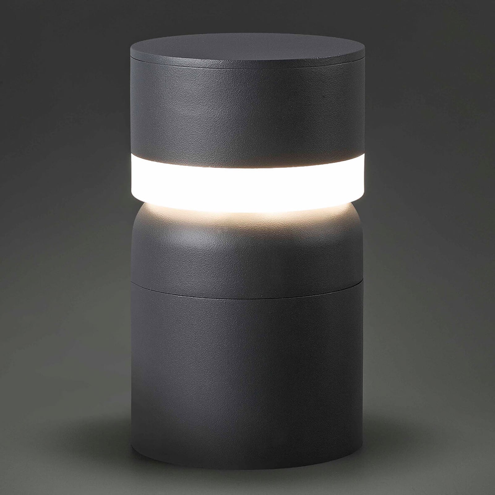 Detalj av LED stolpelampe Sete mørkegrå aluminium 25 cm IP54