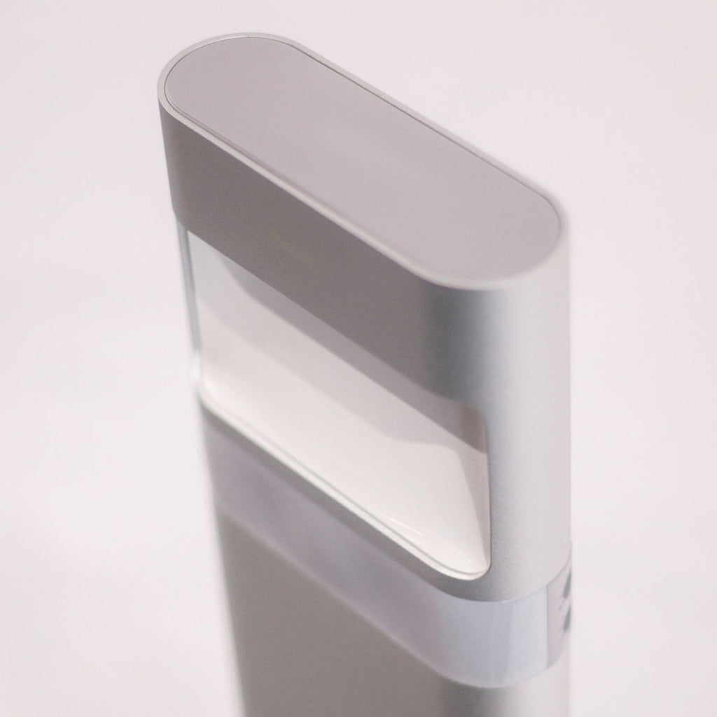 Oversikt over LED-lampe og sensor på theLeda D BL AL