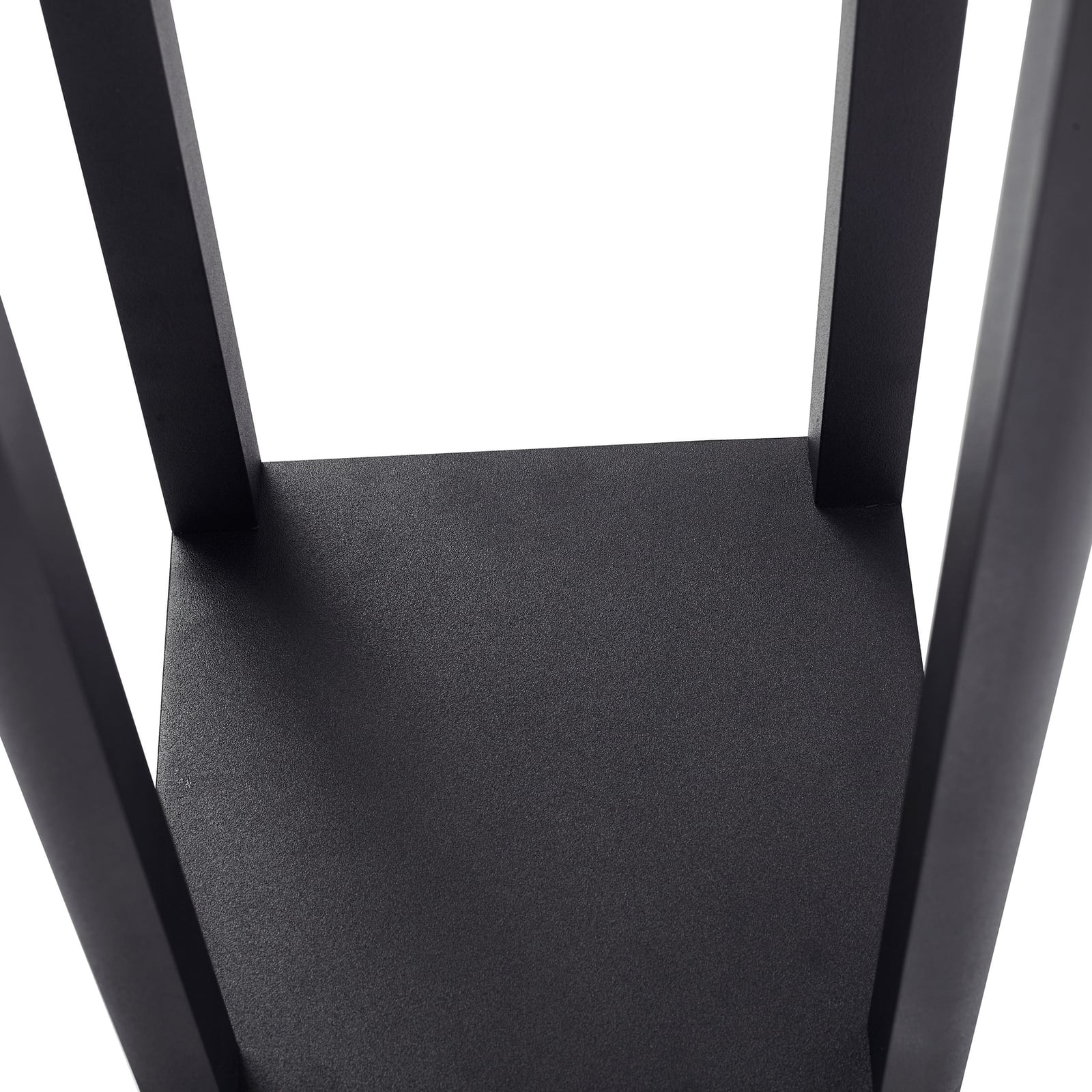 LED stolpelampe Thorvid svart aluminium i hage