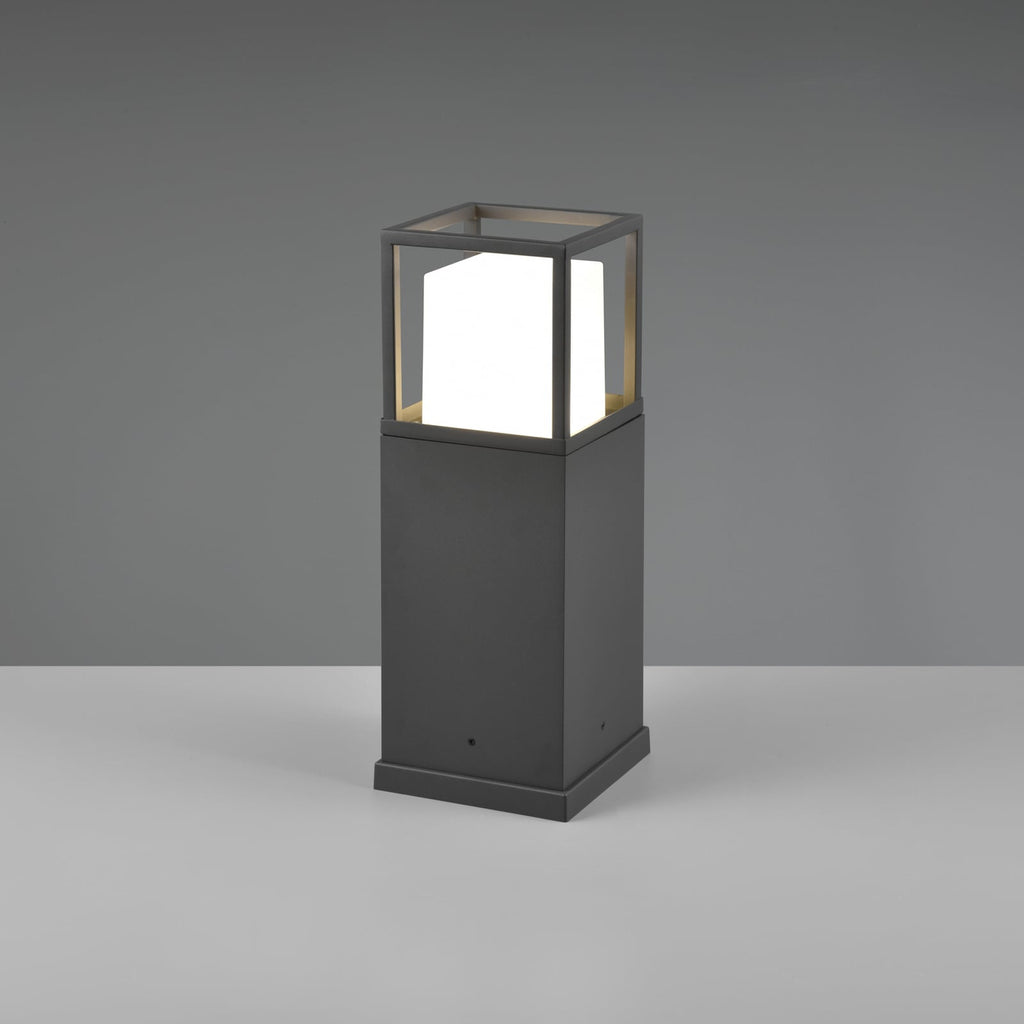 Nærbilde av LED stolpelampe Witham antrasitt 40 cm CCT IP54 diffusor