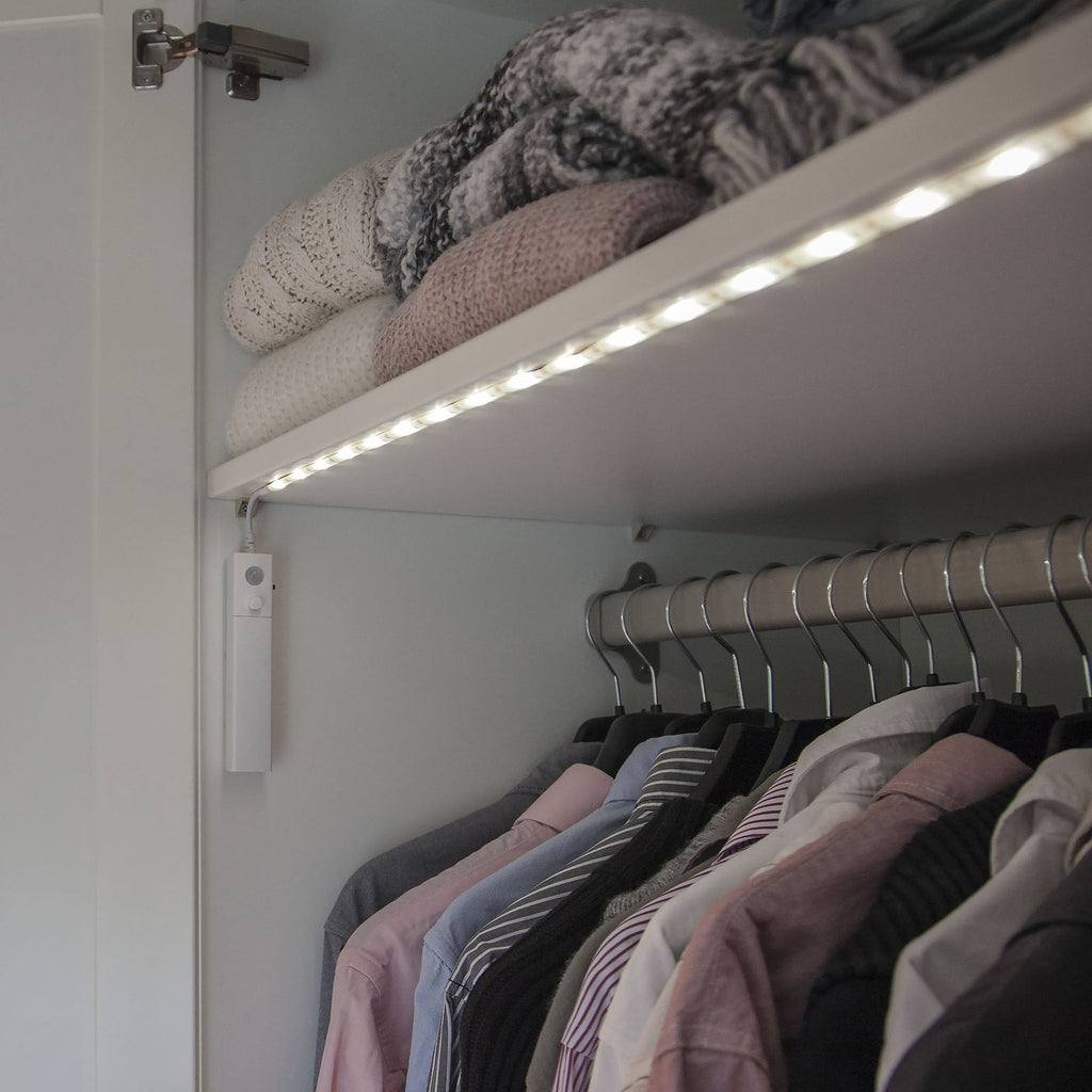 LED-stripe med bevegelsessensor batteridrevet 1 m 3000K fra STAR TRADING forfra