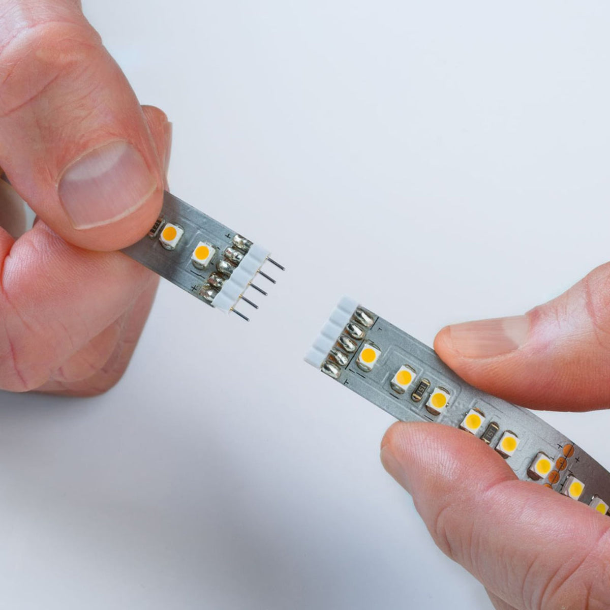 LED-stripe MaxLED 250 basissett 3m dimbar med fjernkontroll lysfargejustering illustrasjon