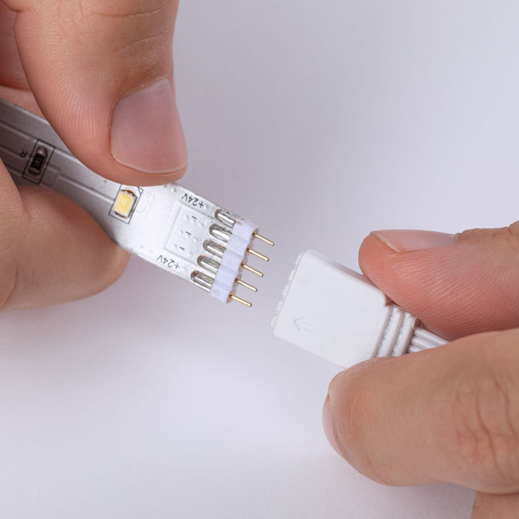 LED-stripe MaxLED 250 basissett 3 m RGBW med fjernkontroll koblinger