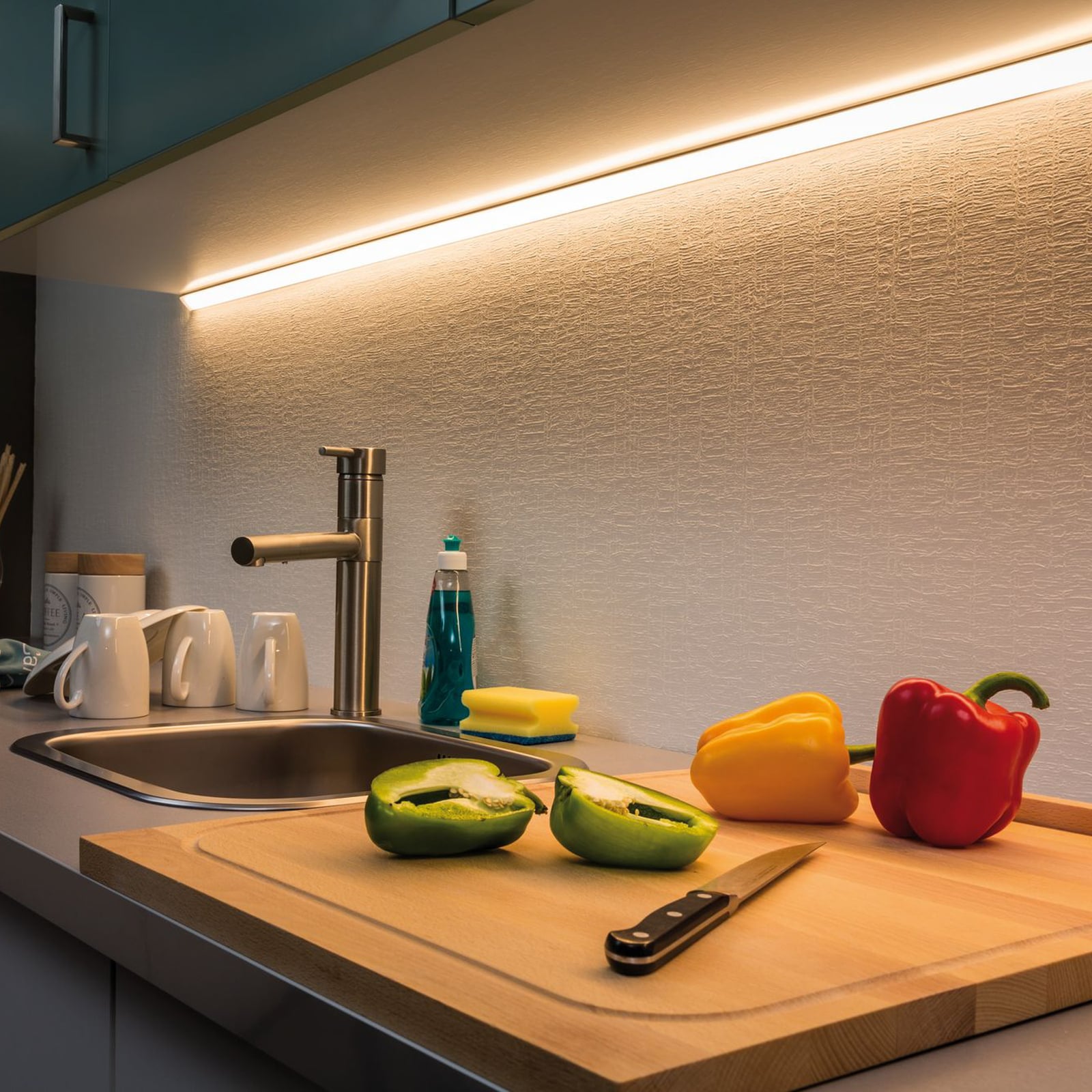 LED-stripe MaxLED 500 IP44 1m 6W varmhvit dimbar bakside