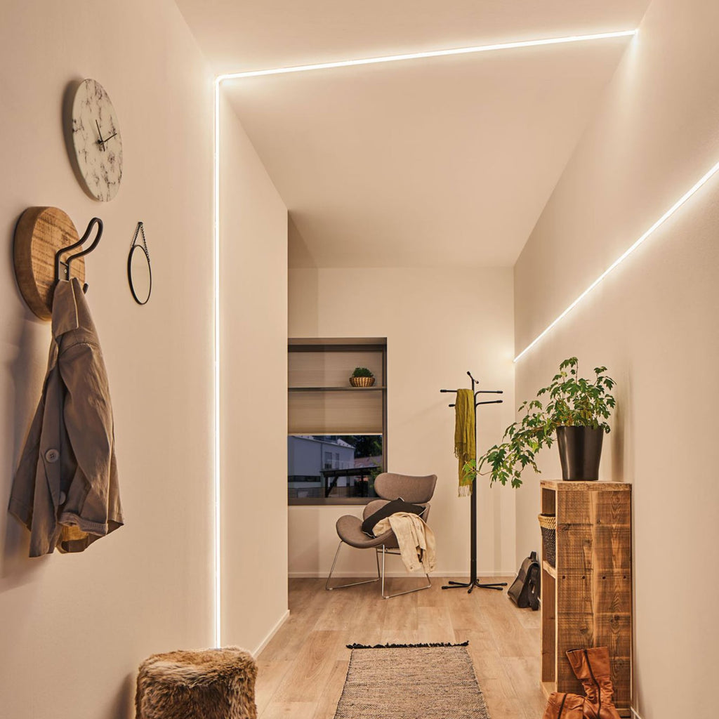 LED-stripe MaxLED Flow basissett varmhvit dimbar IP67 300 cm detalj av profil