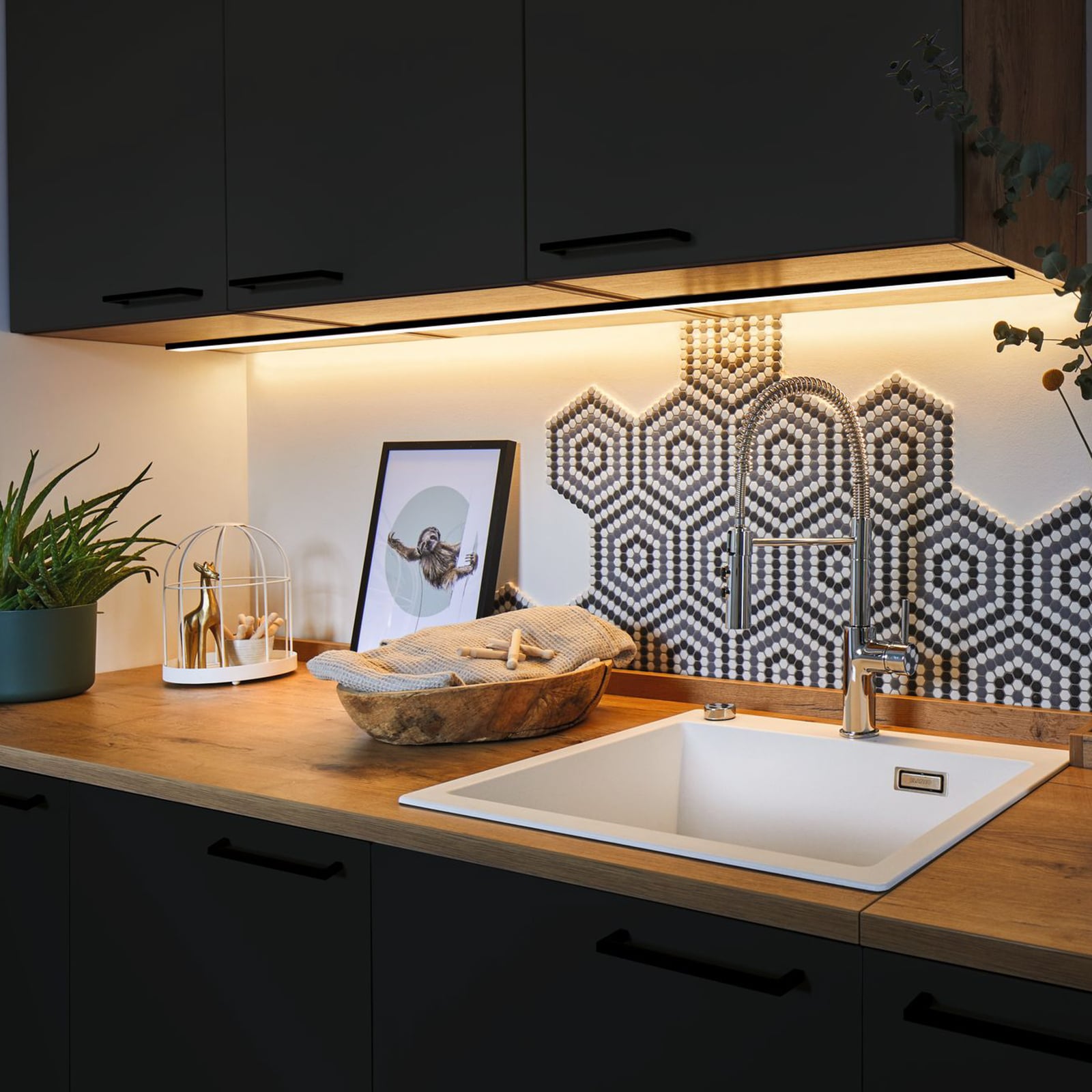 LED-stripe påbyggingsprofil Base svart 100 cm - Paulmann forfra