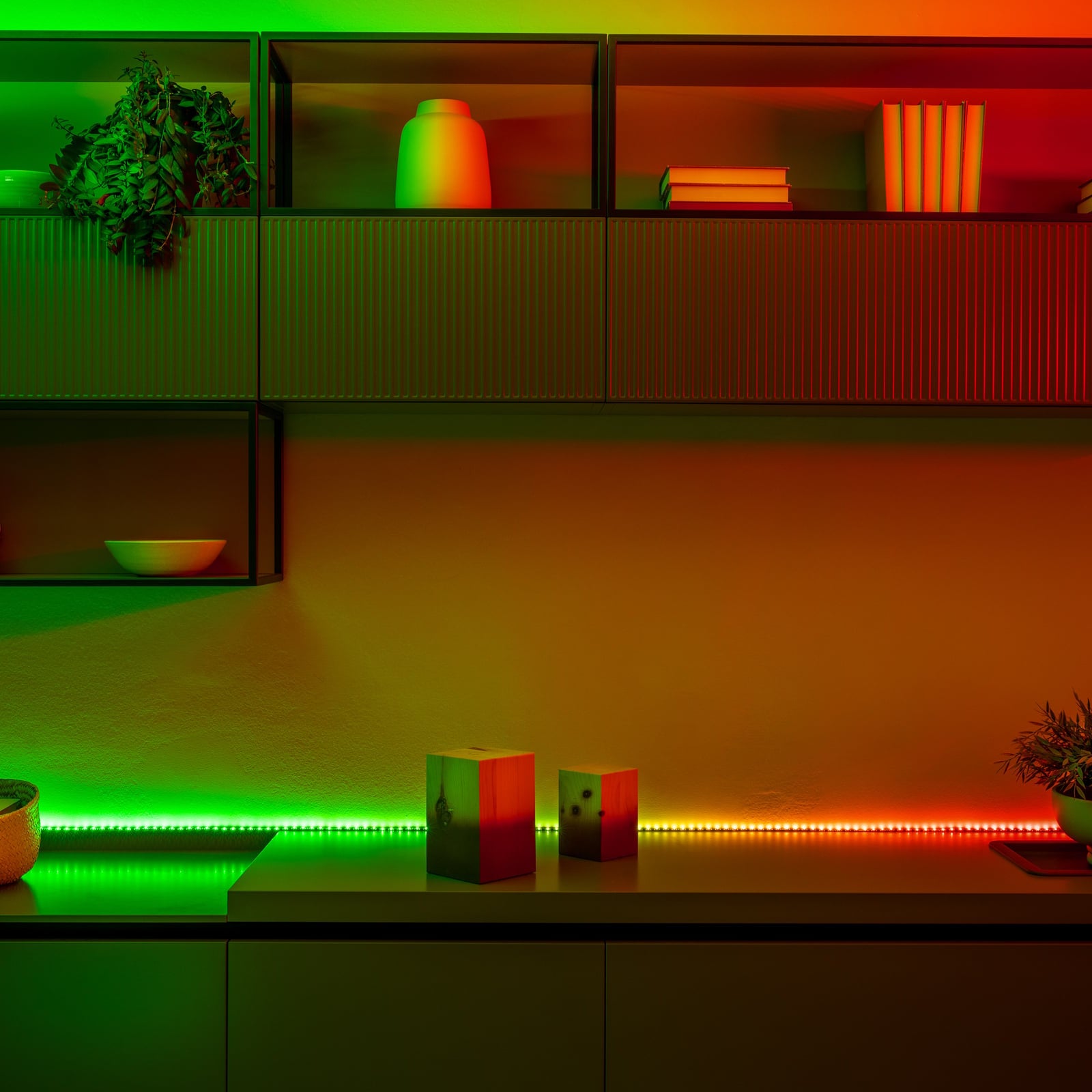 LED-stripe RGB dimbar 1,5 m WiFi Bluetooth 15W - Twinkly forfra