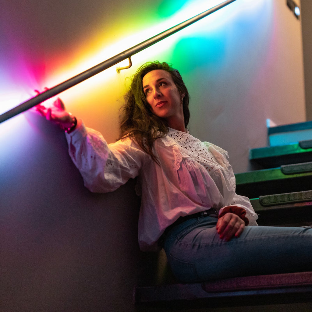 Montert LED-stripe RGB dimbar 1,5 m WiFi Bluetooth 15W - Twinkly i rom