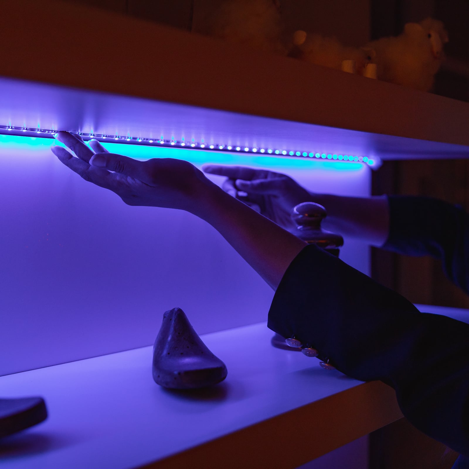 Nærbilde av LED-lys på LED-stripe RGB dimbar 1,5 m WiFi Bluetooth 15W - Twinkly