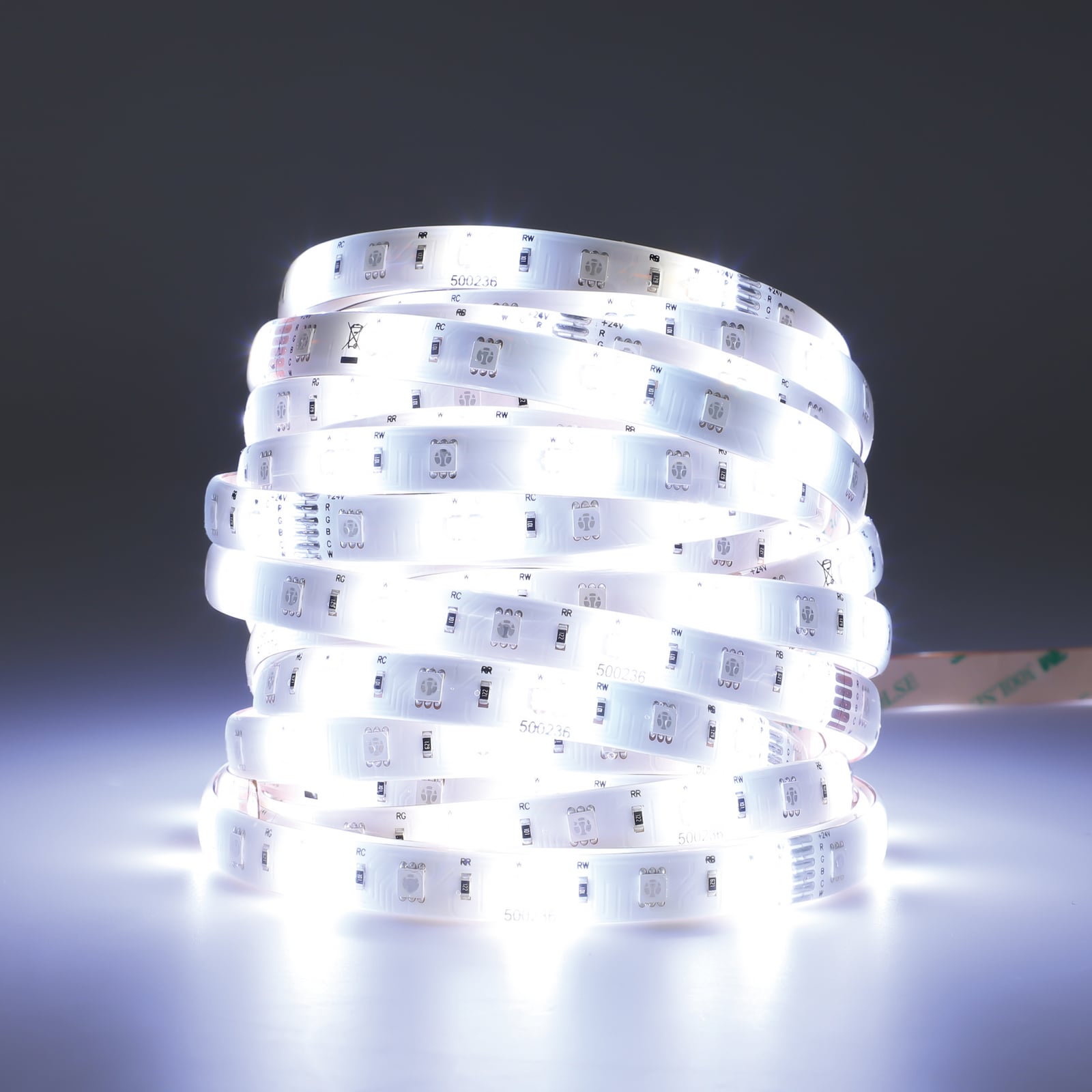 LED-stripe RGBW dimbar 8m 24W Zigbee Bluetooth - EGLO connect lysstyrke