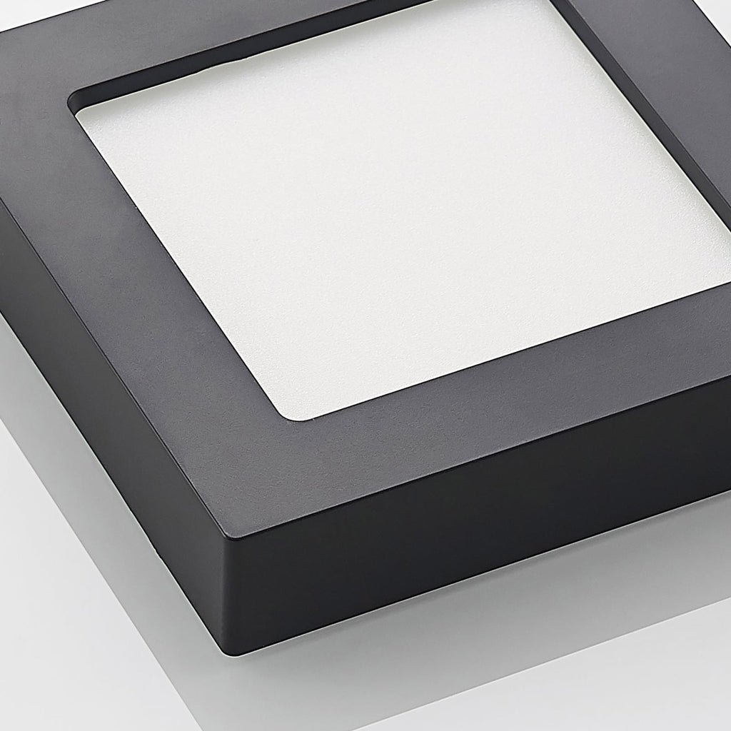 Nærbilde av DIP-bryter på LED taklampe Alette dimbar CCT svart IP44 12W 17 cm