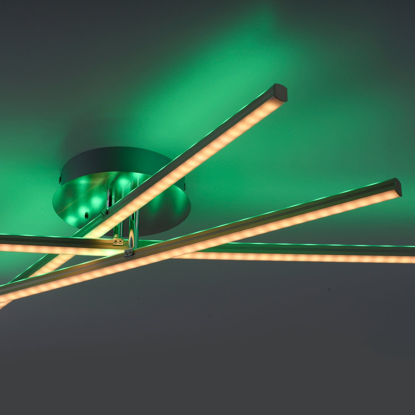 LED taklampe Alina CCT RGB dimbar med fjernkontroll 78 cm montert i tak