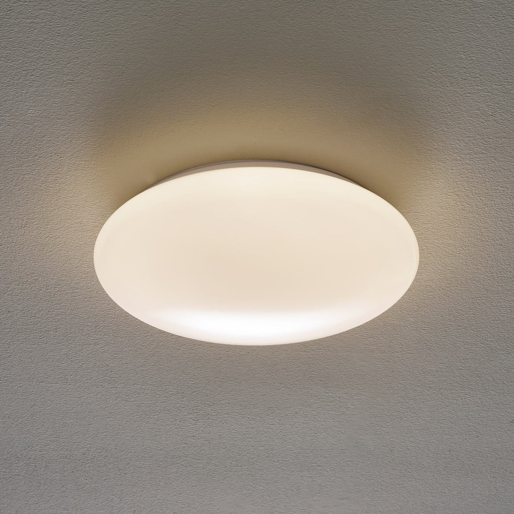 LED taklampe Altona med bevegelsessensor Ø33,7 cm forfra