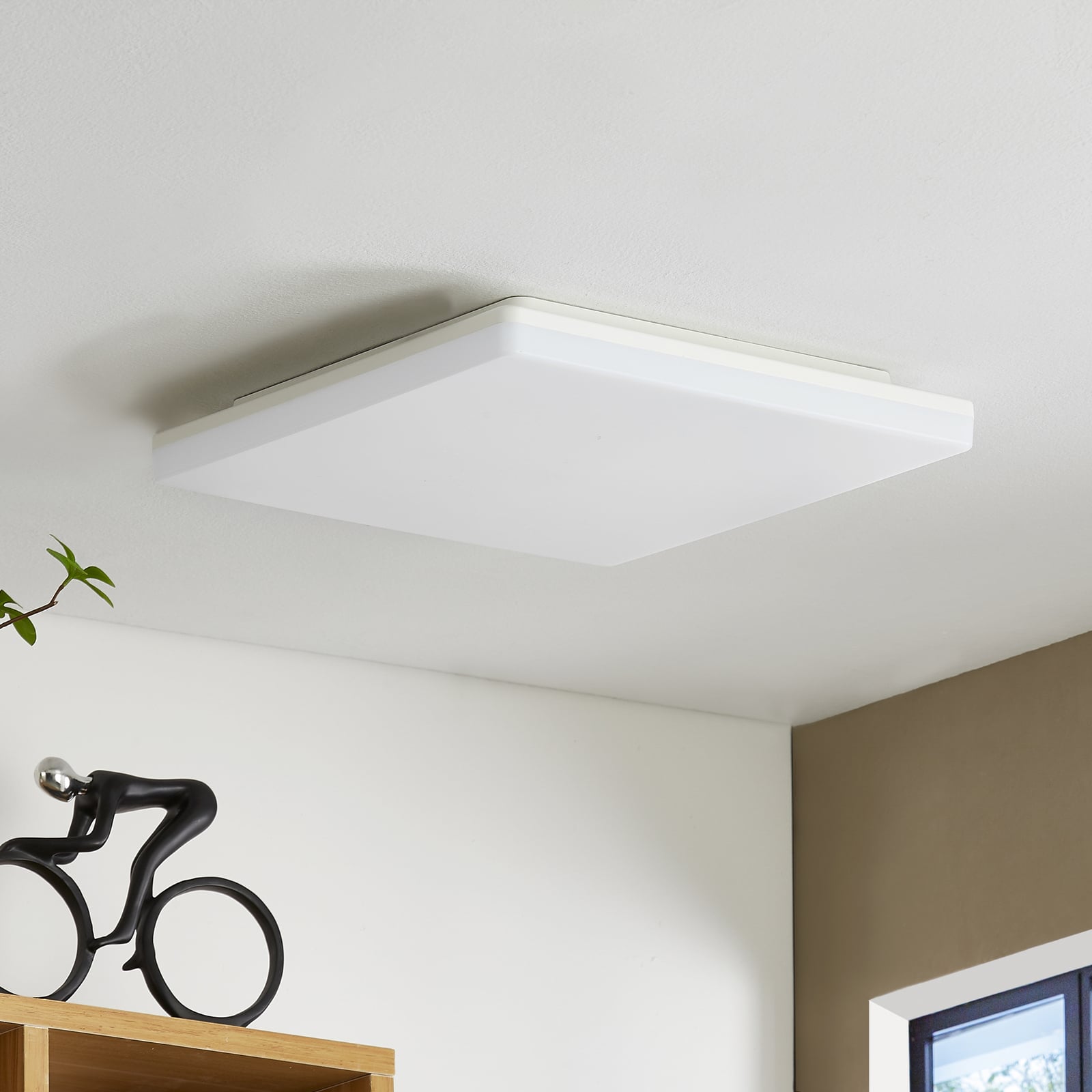 LED taklampe Artin kvadratisk hvit 33 cm bakside