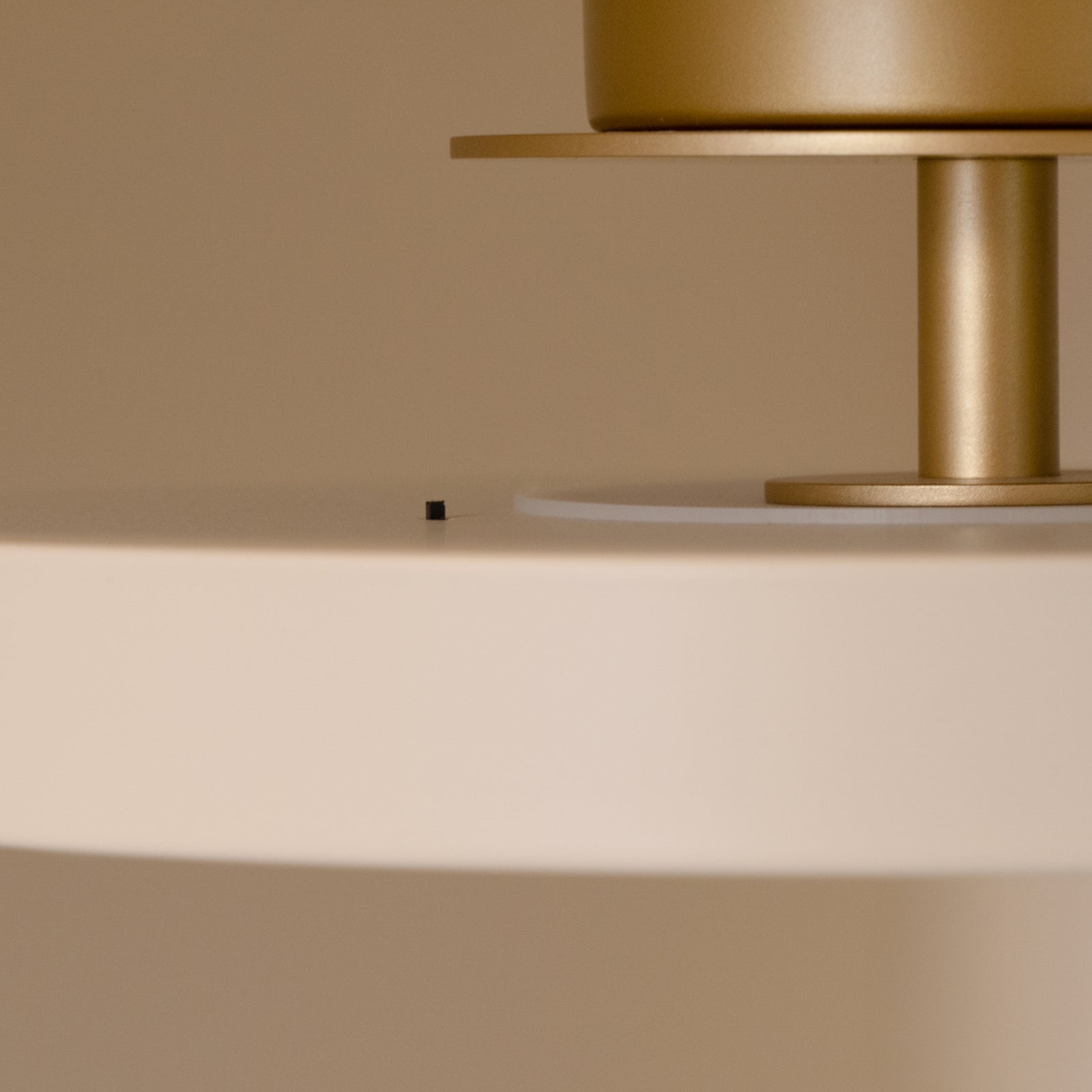 LED taklampe Asteria UP PLUS perlehvit dimbar oversikt