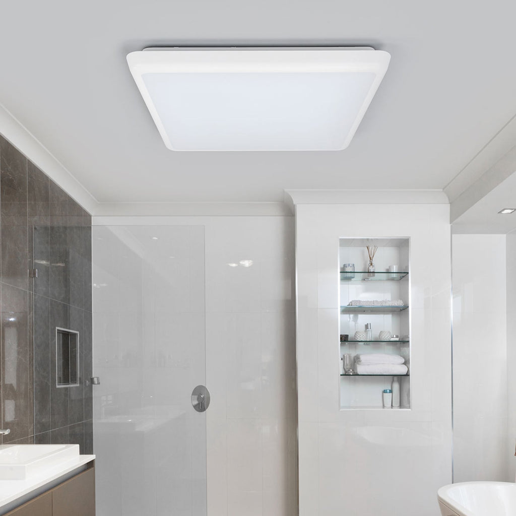 Montert LED taklampe Augustin 30x30 cm hvit IP54 22W i rom