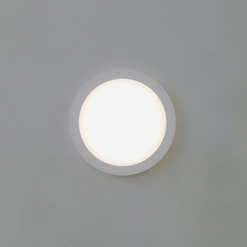 LED taklampe Aureka med bevegelsessensor CCT lysstyrke eksempel