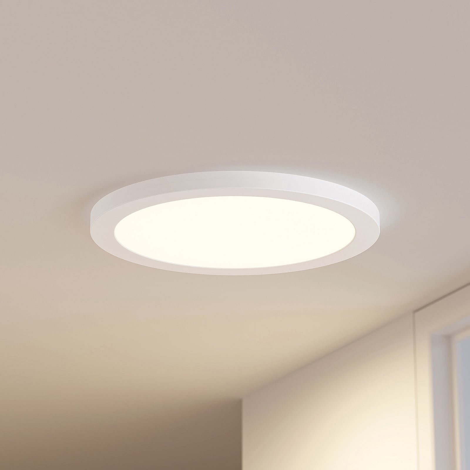 LED taklampe Aureka med sensor bakside