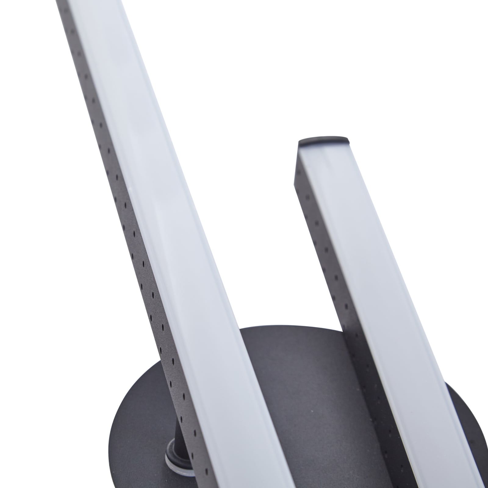 LED taklampe Aurendor svart aluminium 135 cm sideprofil
