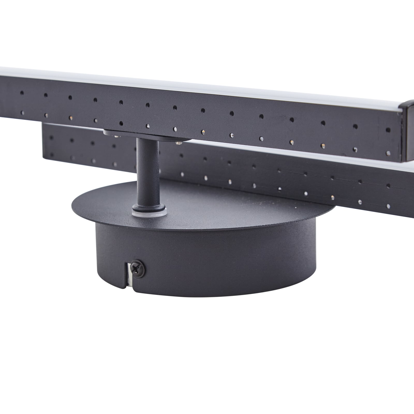 Detalj av LED taklampe Aurendor svart aluminium 135 cm material