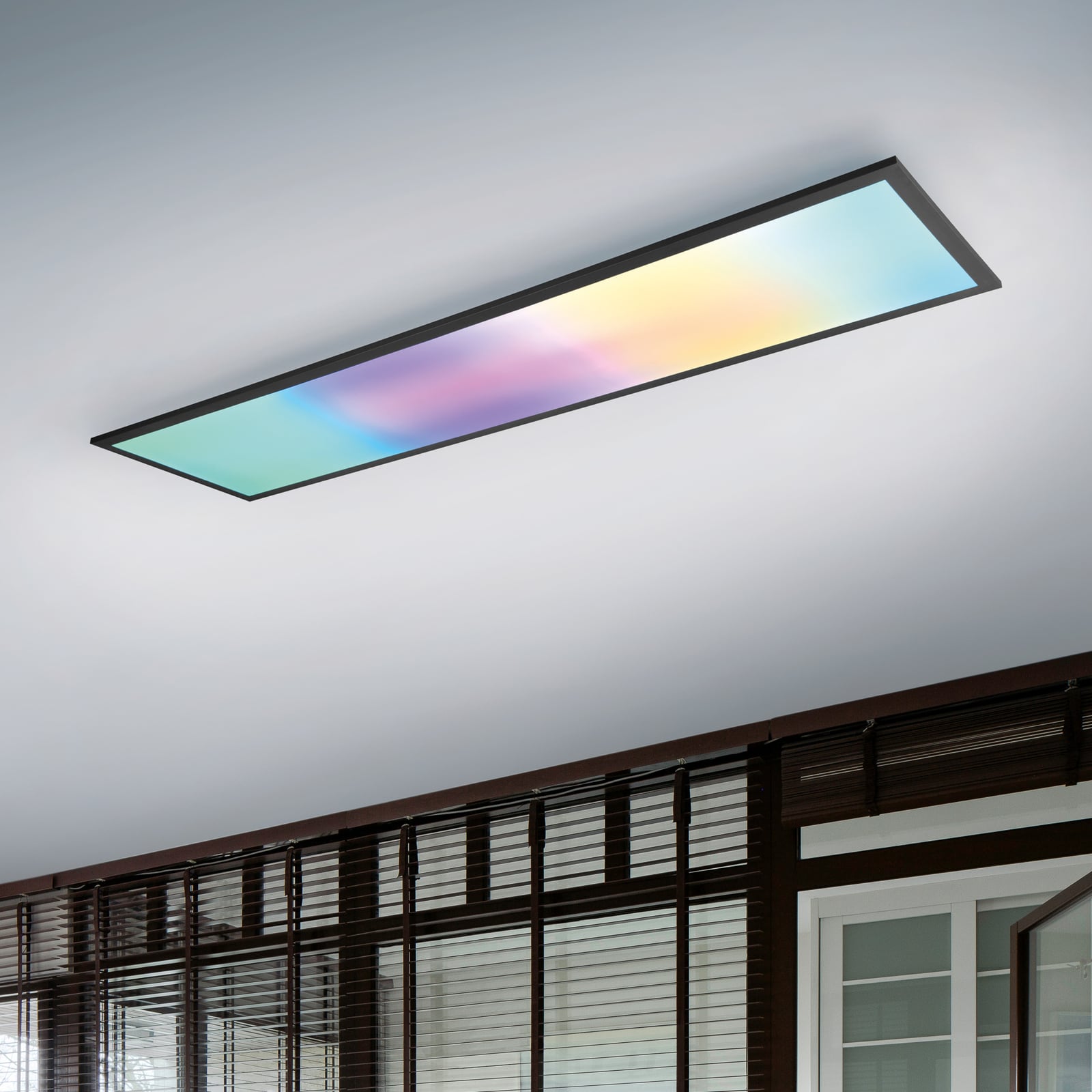 LED taklampe Beta svart RGB CCT dimbar 119 cm forfra