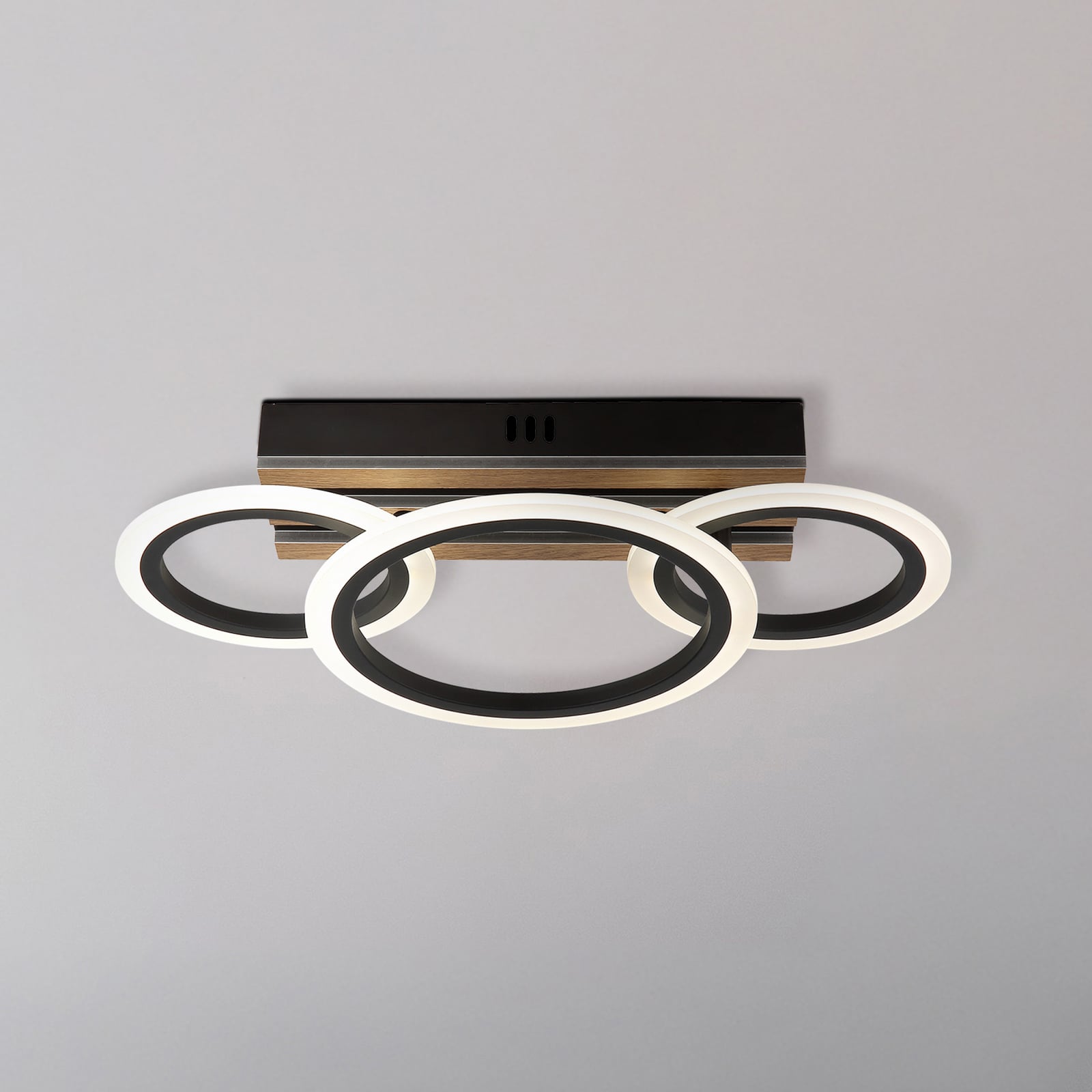 LED taklampe Blevins 3-lys svart tredekor CCT forfra