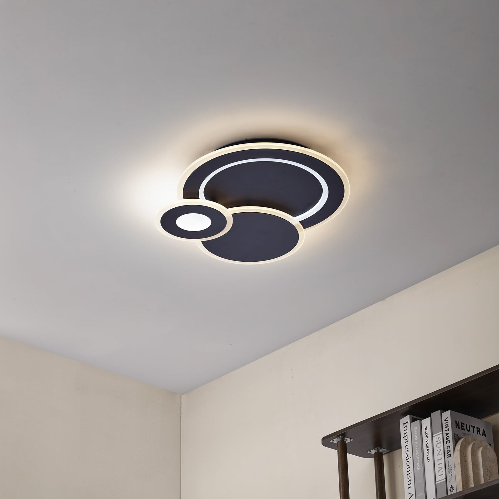 LED taklampe Briar svart CCT dimbar 56 cm bakside