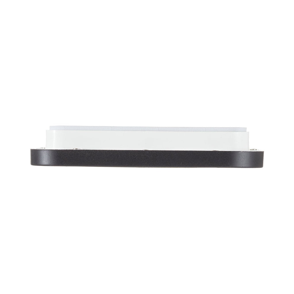 LED taklampe Camillus kvadratisk dimbar 17 cm IP44 montert i tak
