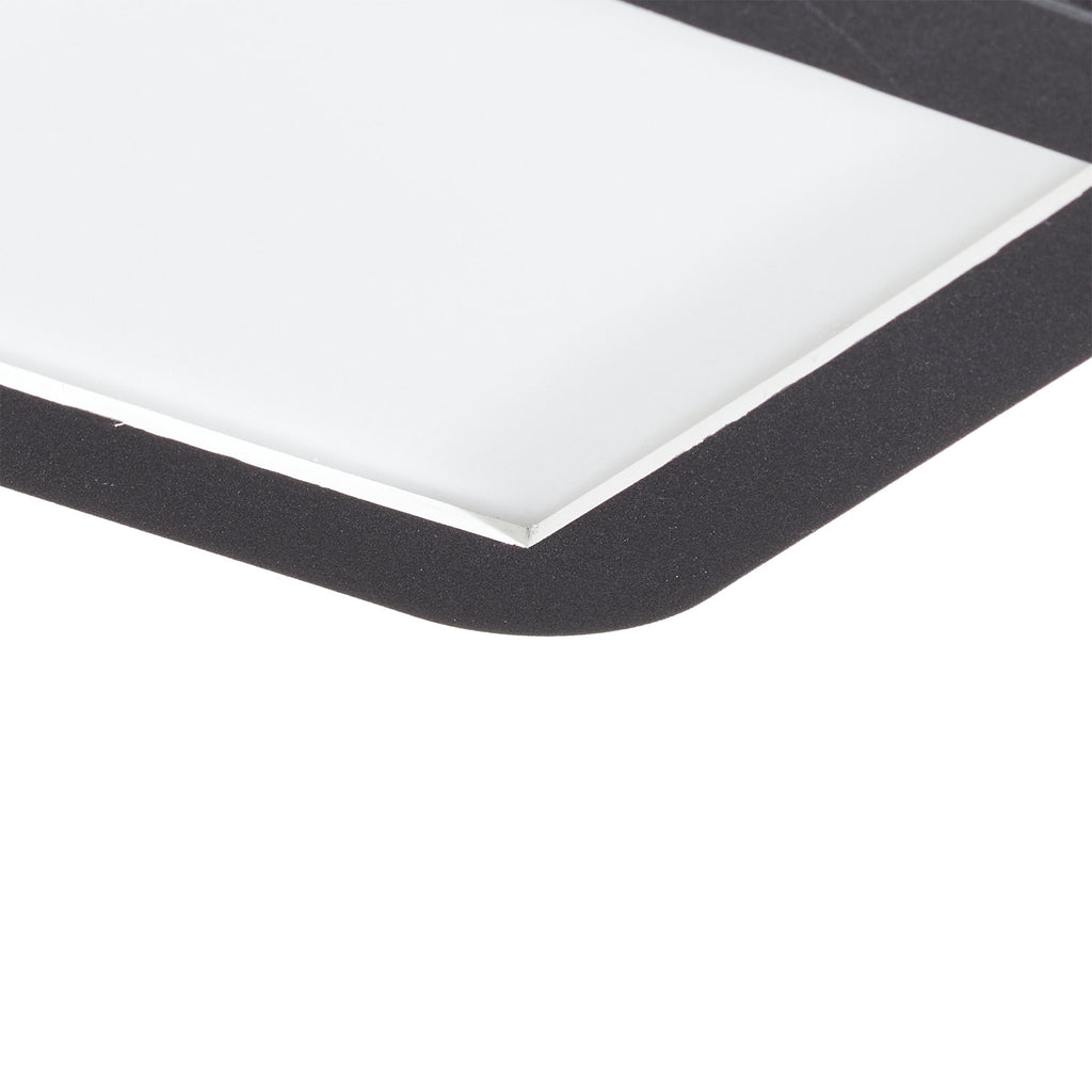Nærbilde LED taklampe Camillus kvadratisk dimbar 17 cm IP44