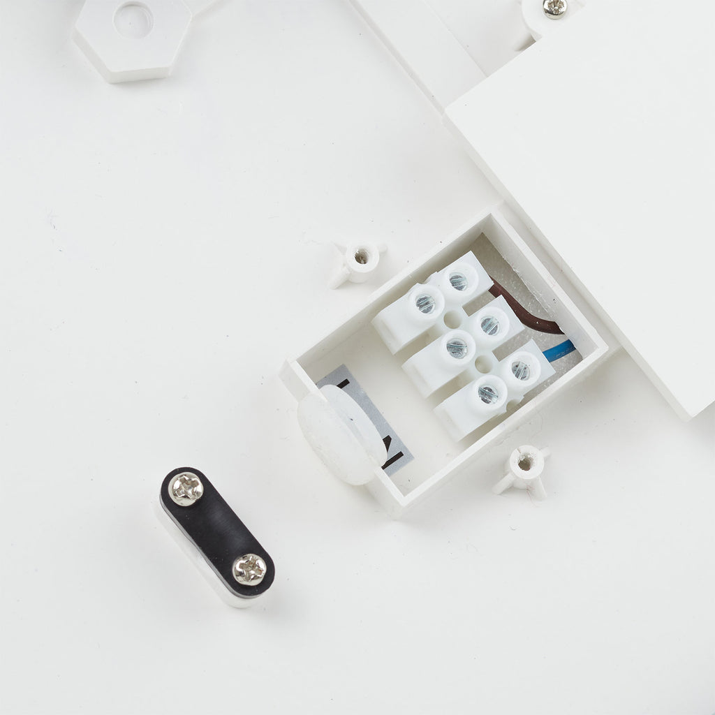 LED taklampe Camillus rund dimbar Ø26 cm IP44 lys i bruk