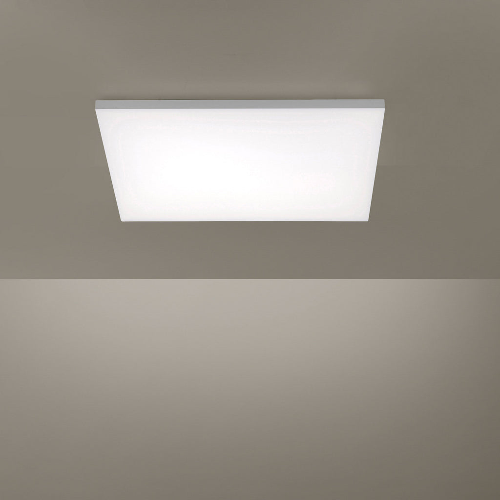 Detalj av LED taklampe Canvas dimbar CCT 60x60 cm med fjernkontroll