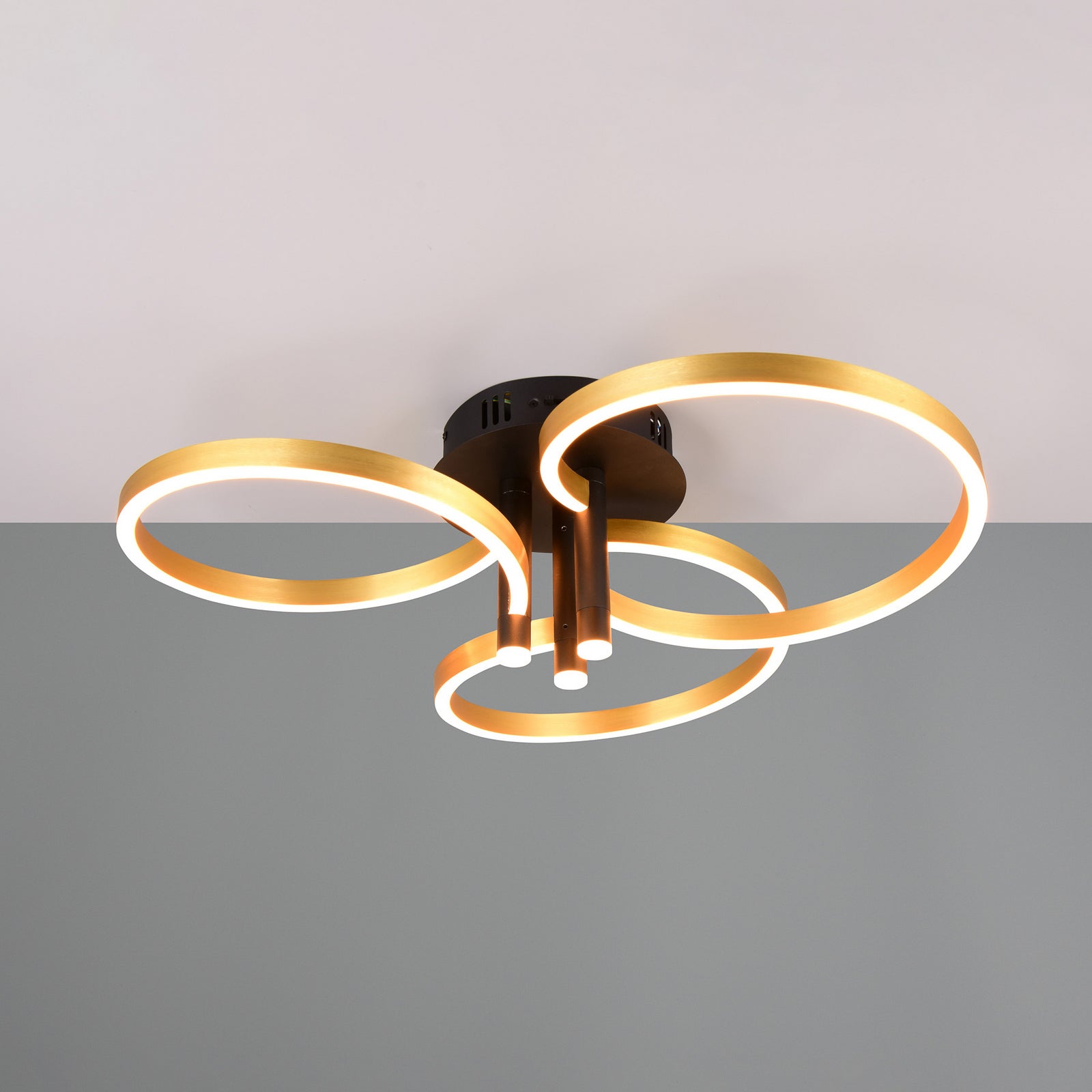 LED taklampe Caruso gull/svart dimbar CCT Ø65 cm bakside