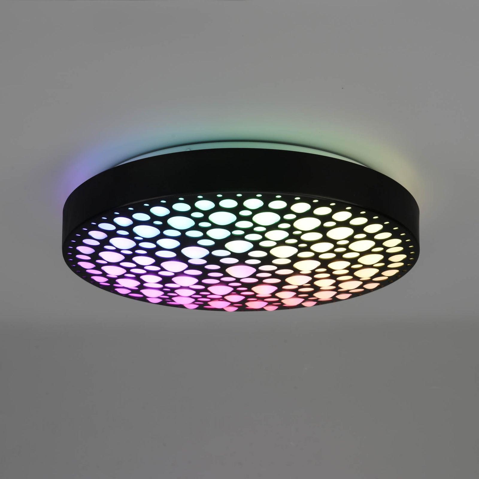 LED taklampe Chizu dimbar RGB Ø40,5 cm svart med fjernkontroll forfra