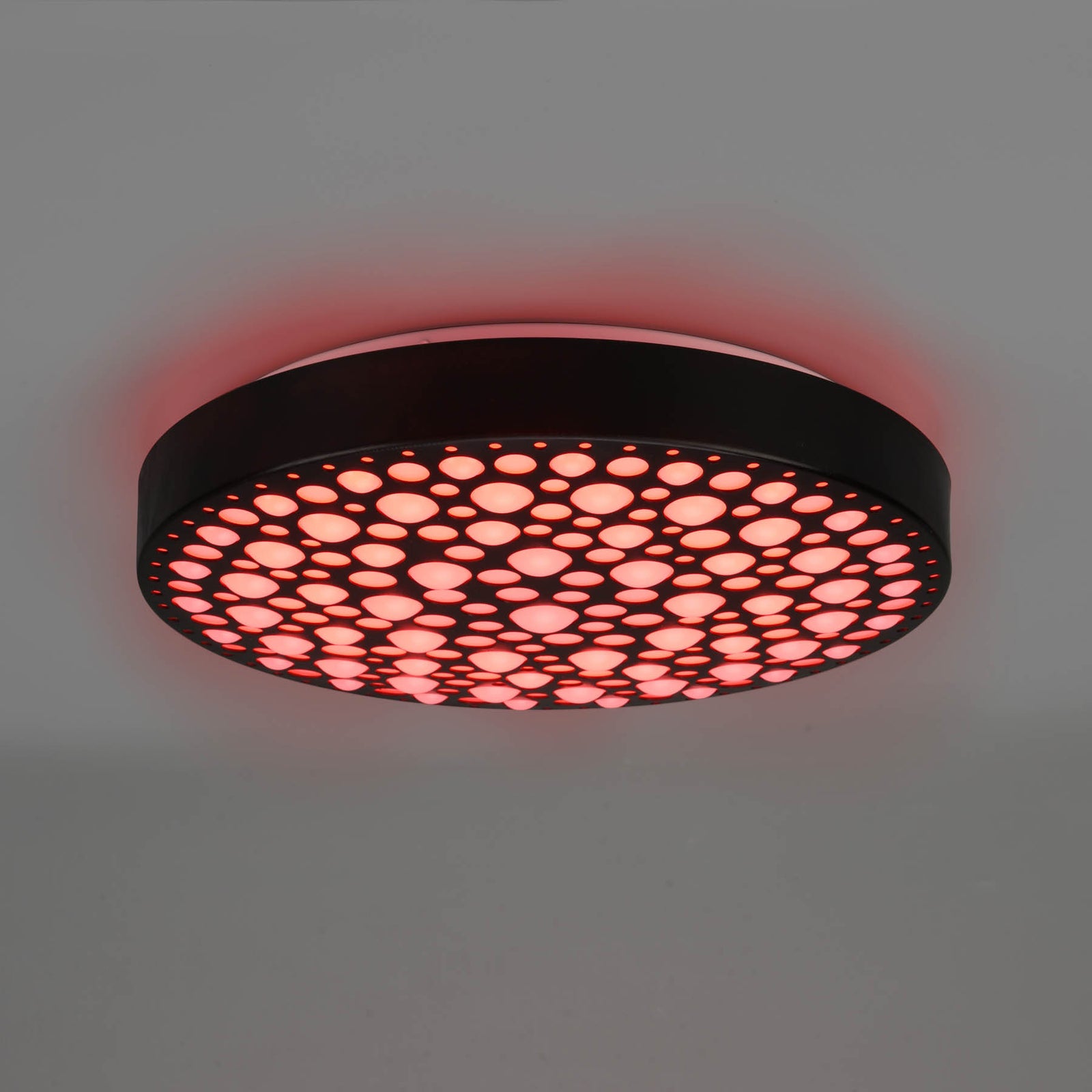 LED taklampe Chizu dimbar RGB Ø40,5 cm svart med fjernkontroll detalj av lys