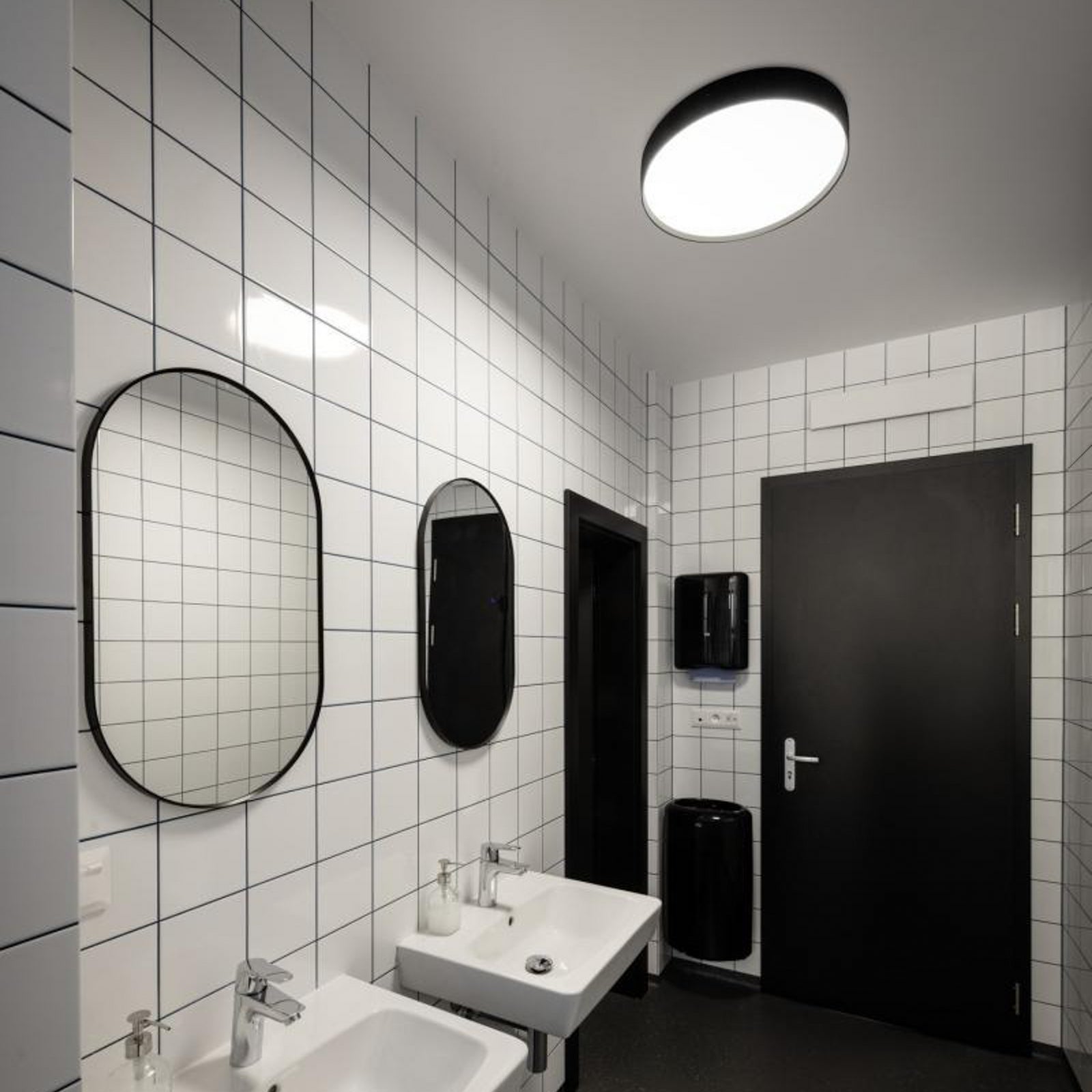 LED taklampe Decona Ø42 cm svart dimbar CCT IP44 montert