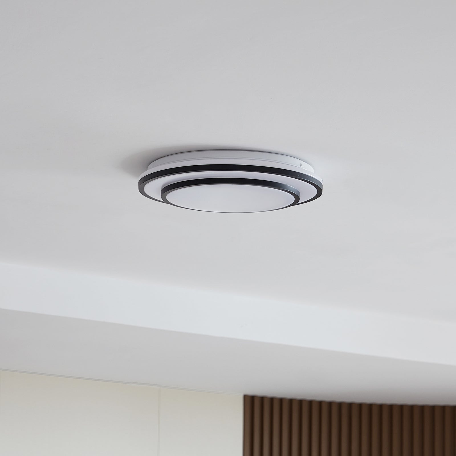 LED taklampe Duala smart RGB CCT dimbar Ø38,5 cm bakside