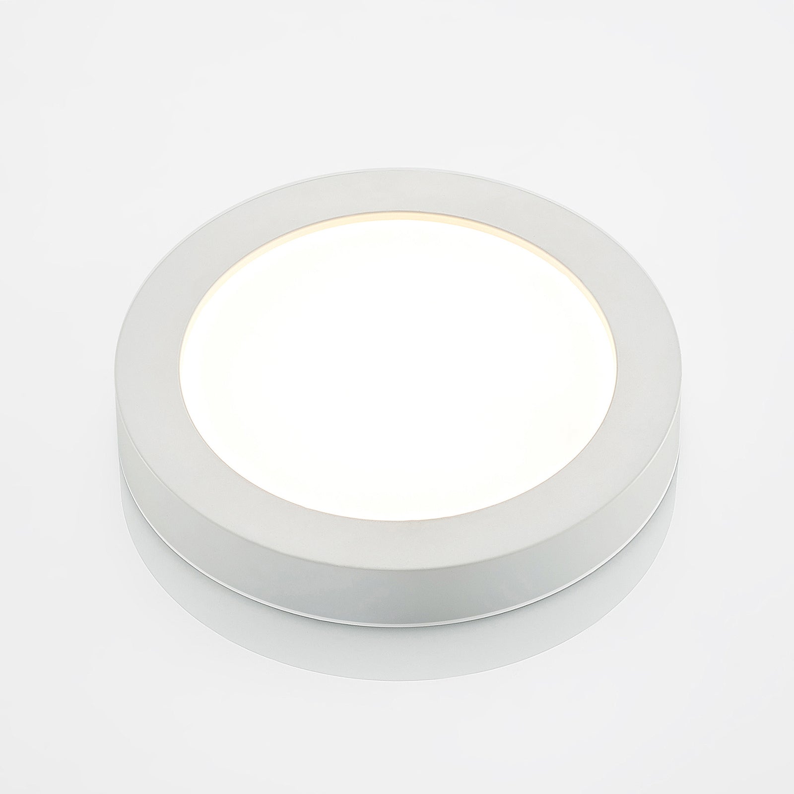 LED taklampe Edwina dimbar hvit nærbilde av lampe