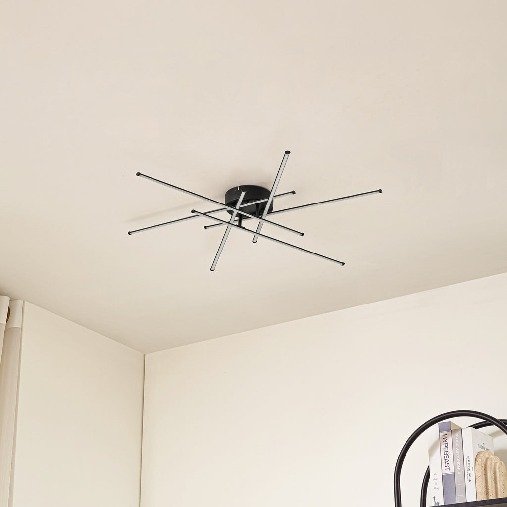 Nærbilde av LED taklampe Elviano svart aluminium Ø80 cm